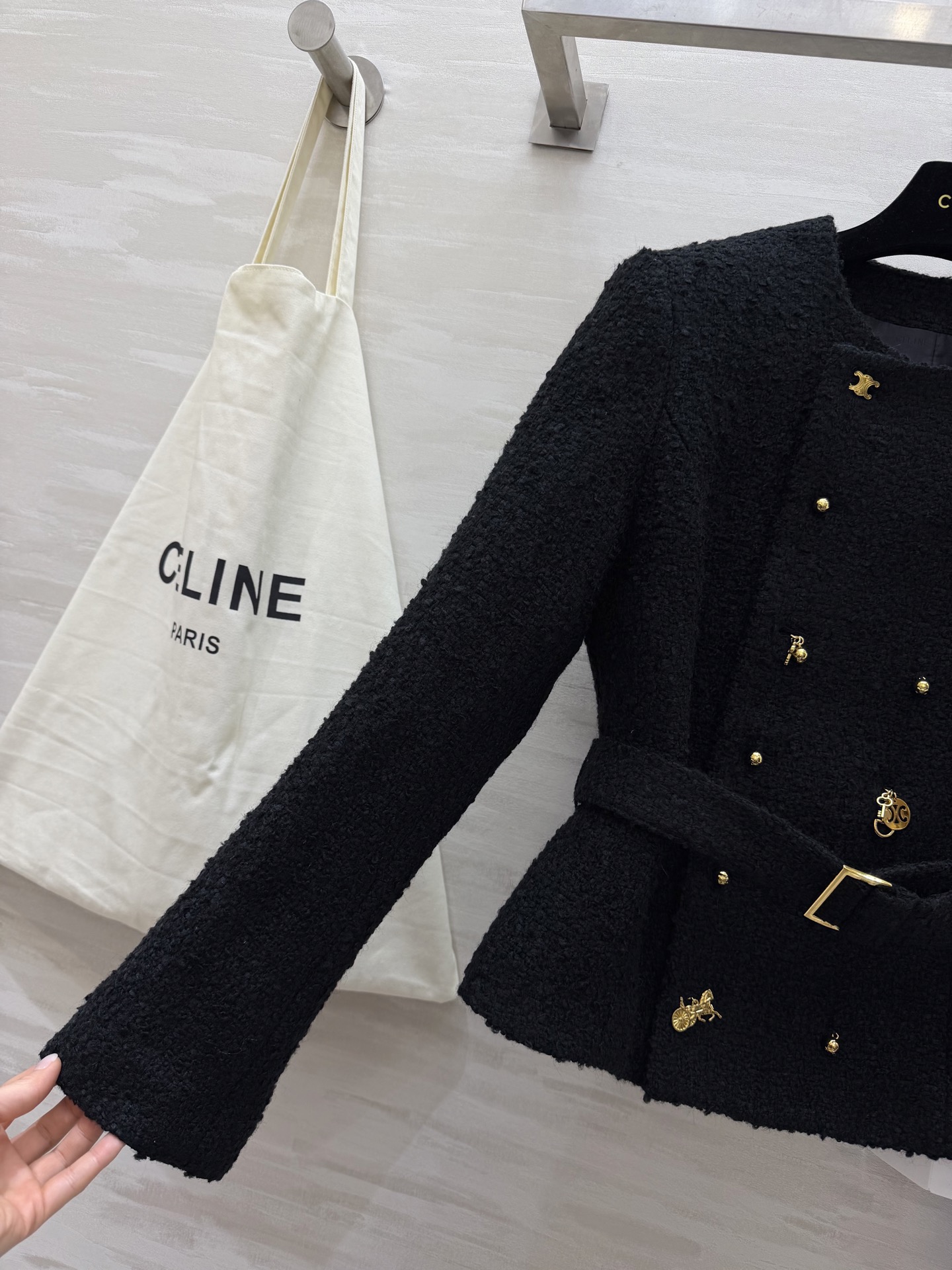 #CELIN♡ 刘诗诗同款 凯旋门系列 羊绒夹克外套黑色山羊绒混纺柔软又舒适 开模金色凯旋门Logo纽扣