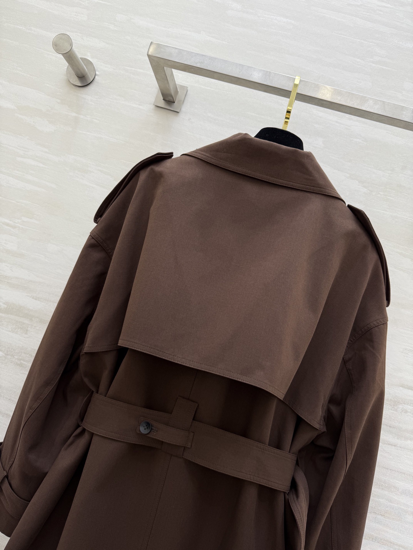 #Loew♡²⁶新款 大翻领风衣外套 高品质定制 现货首发size：S/M/L（s码肩宽：60，胸围：1