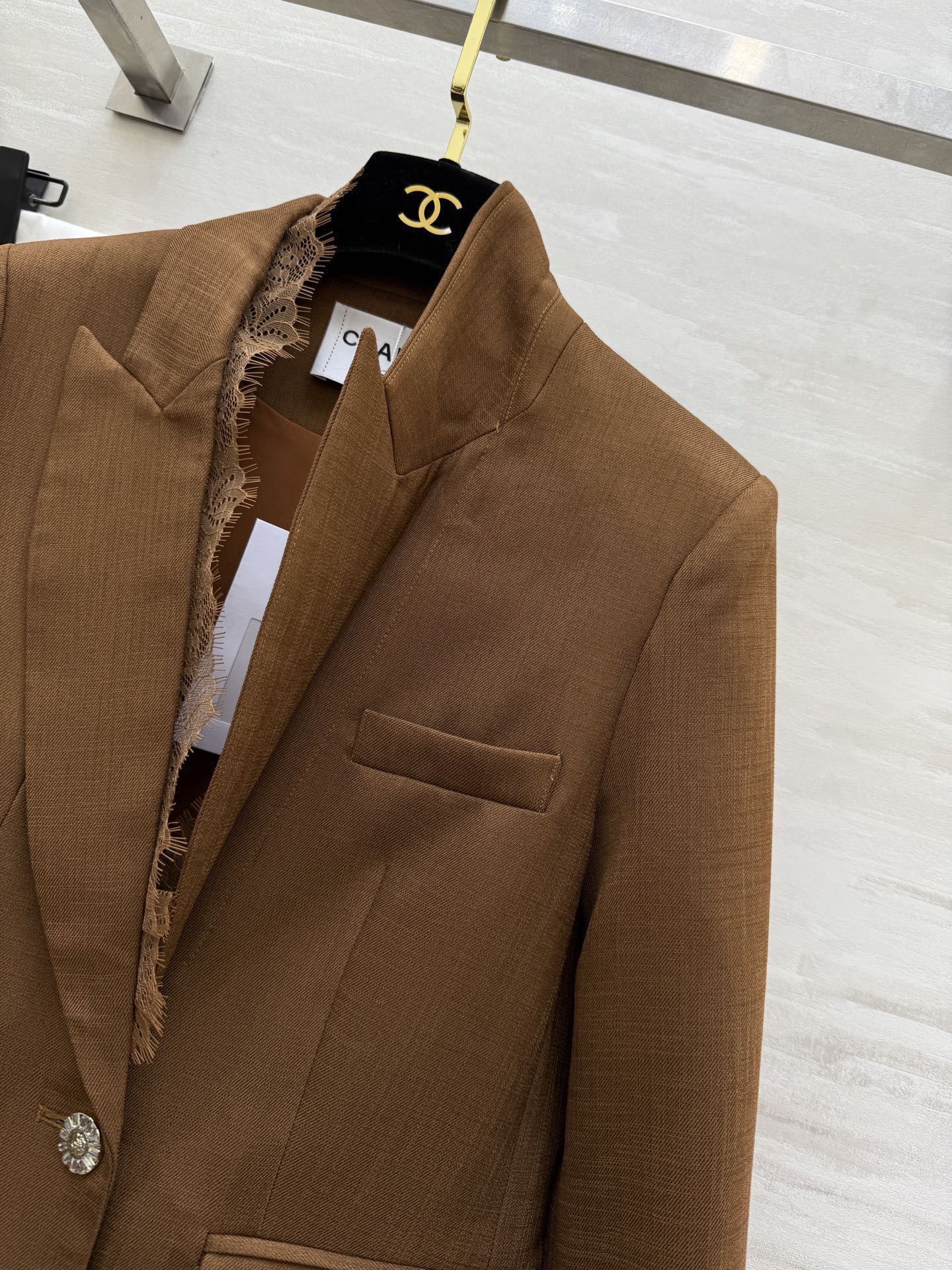 #Chane♡²⁶蕾丝拼接西装外套 定制醋酸亚麻面料 高品质定制 现货首发size：S/M/L/XL（s