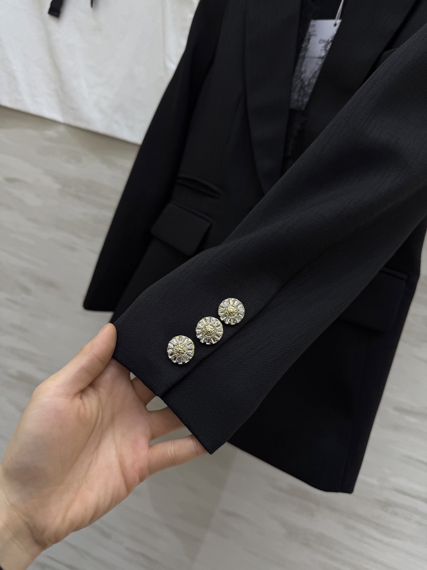 #Chane♡²⁶蕾丝拼接西装外套 定制醋酸亚麻面料 高品质定制 现货首发size：S/M/L/XL（s