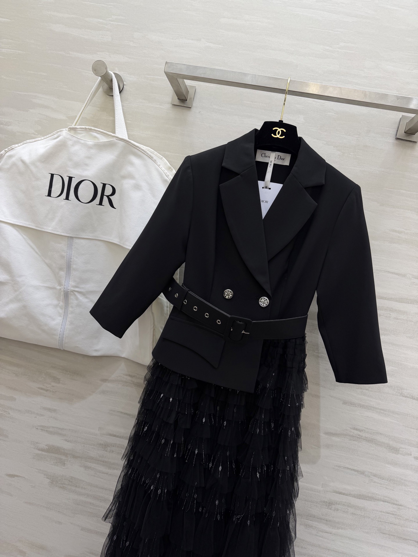 #DIO♡²⁶新款 西装拼接网纱长裙​​ 假两件设计 西装领拼接层叠网纱蛋糕裙 刚柔并济超有气质！七分袖