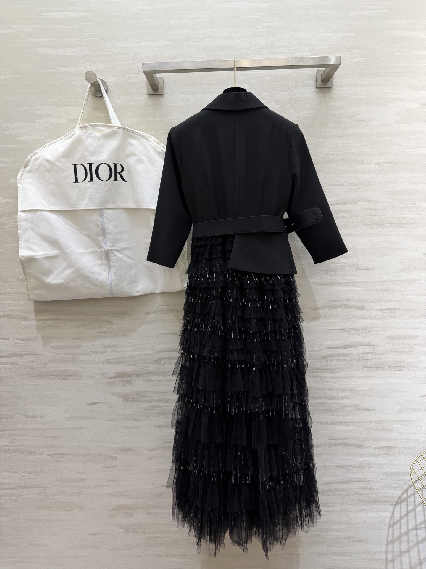 #DIO♡²⁶新款 西装拼接网纱长裙​​ 假两件设计 西装领拼接层叠网纱蛋糕裙 刚柔并济超有气质！七分袖