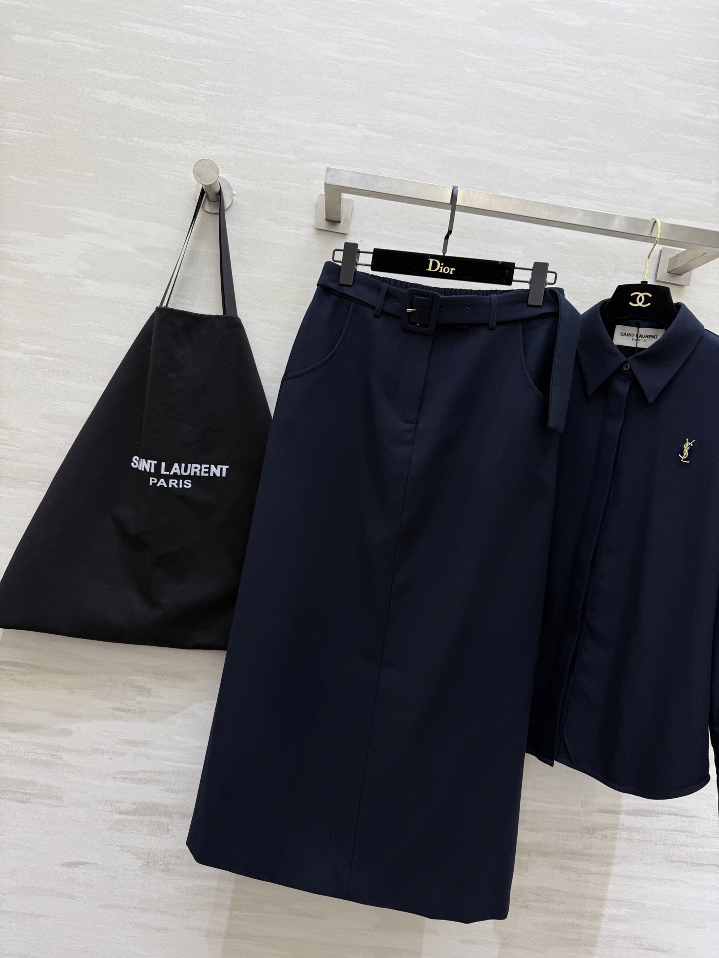 #ysl²⁶新款 衬衣➕半身裙套装 大气气质 高品质定制 现货首发size：S/M/L/XL（M码肩宽：