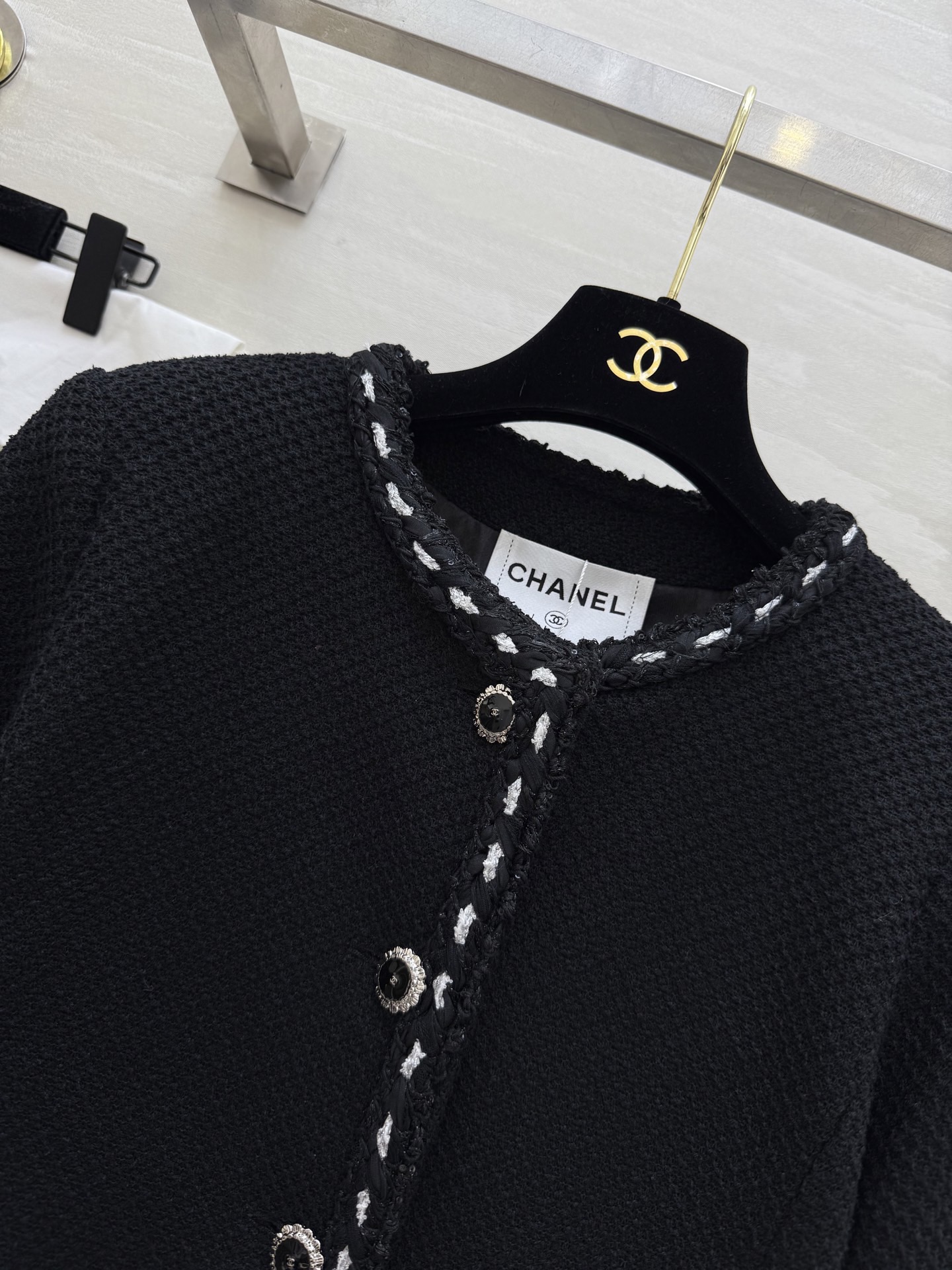 #Chane♡²⁶C粗花呢外套 定制经典粗花呢材质 柔软挺括 精致镶边 优雅复古气质满分 高品质定制 现