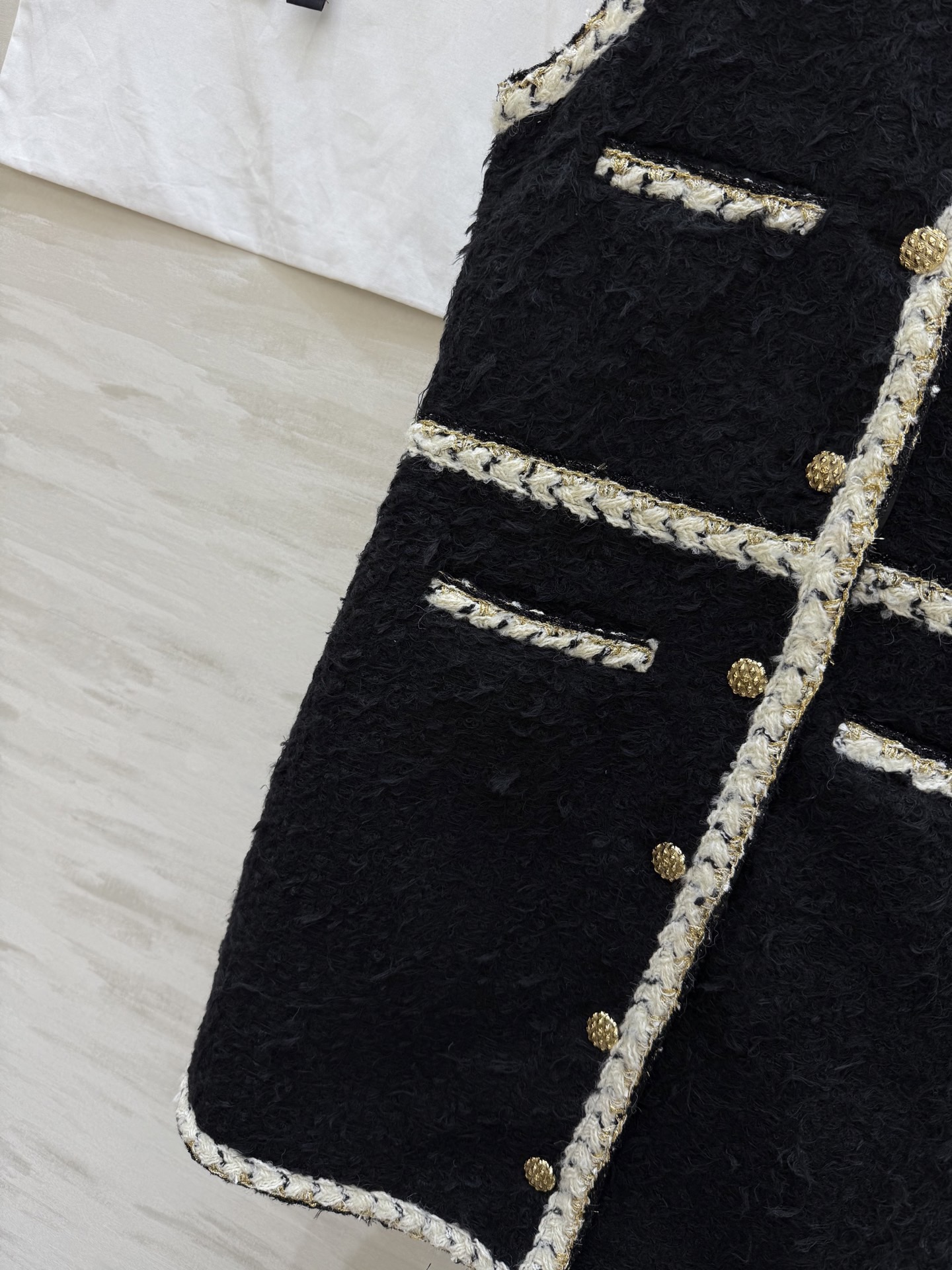 #Chane♡最美背心裙 千金感 重工长毛小香风面料 高品质定制 现货首发size：S/M/L（s码胸围