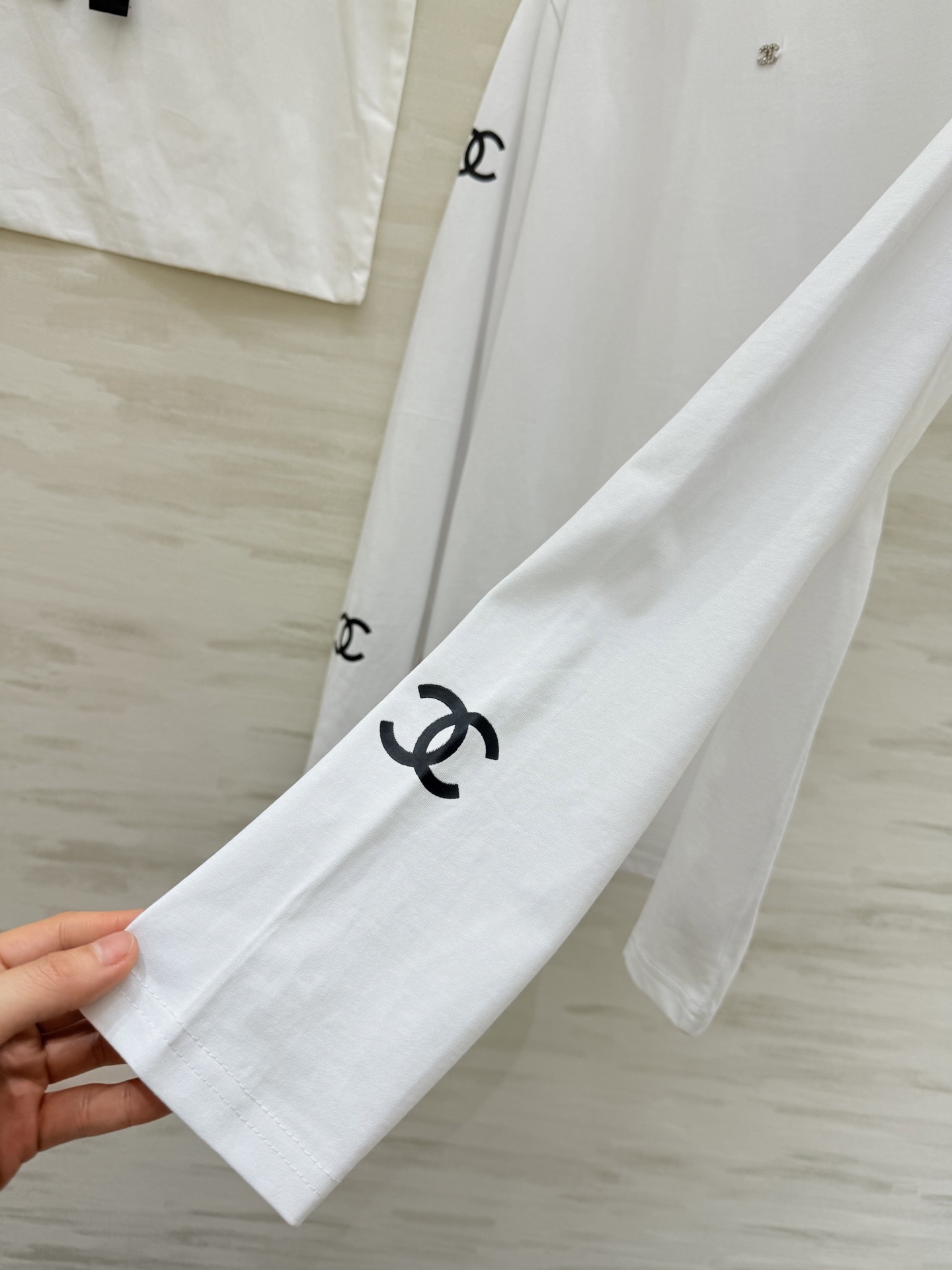 #Chane♡²⁶新款 长袖上衣 四季🉑️穿 定制纯棉面料 宽松Os版型 高品质定制 现货首发size：