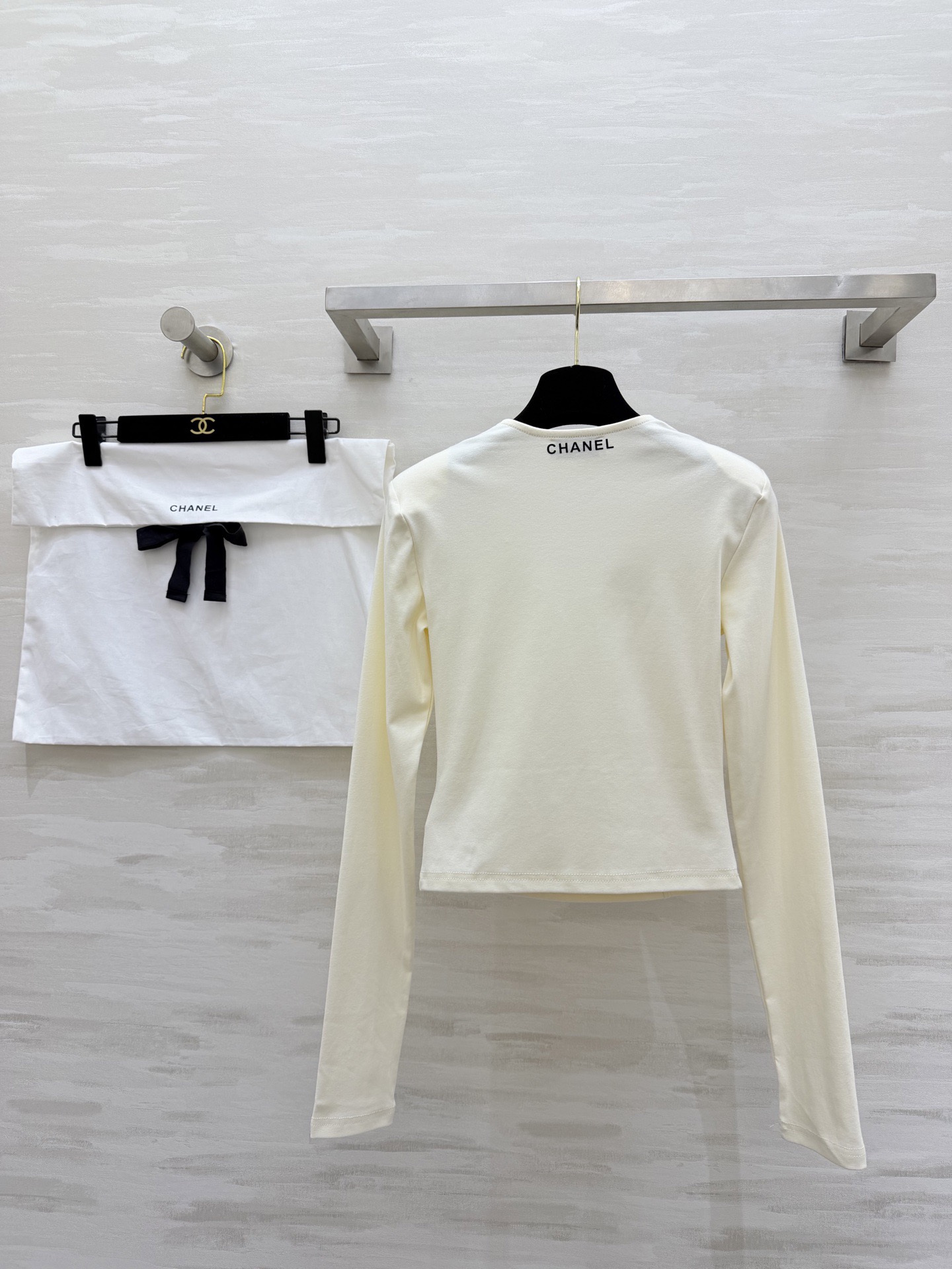 #Chane♡²⁶爆款 拉毛v领长袖上衣 高品质定制 现货首发size：S/M/L（）