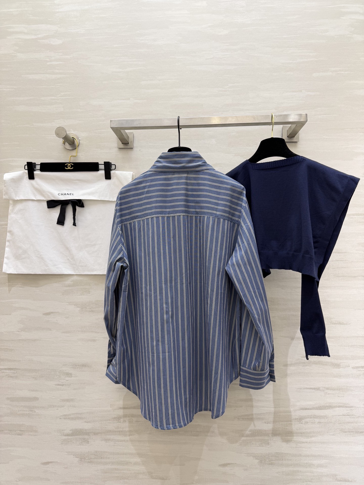 #Chane♡²⁶新款 oversize蓝条纹衬衫+针织小披肩 慵懒又有层次感 高品质定制 现货首发si