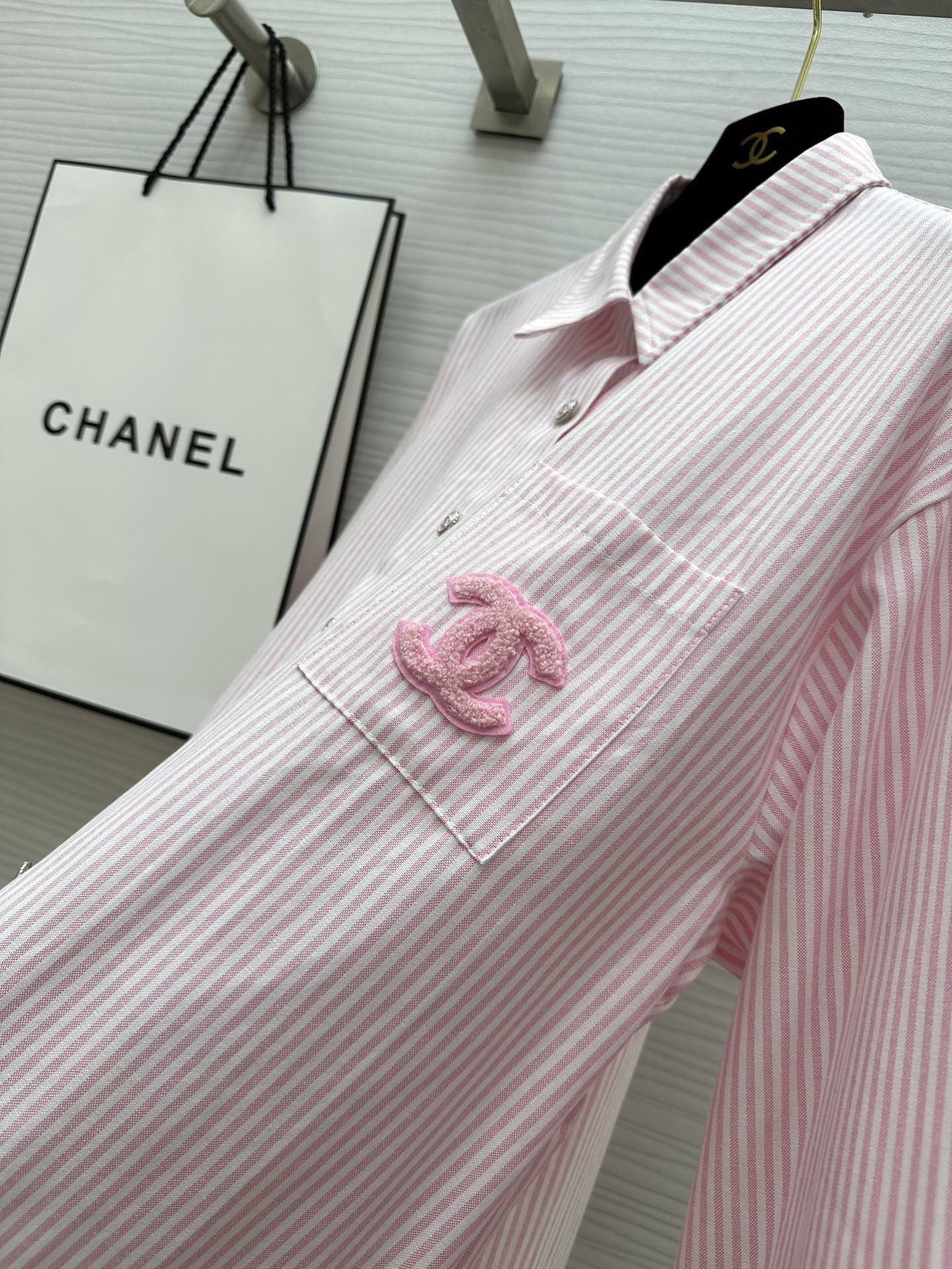 #Chane♡粉色条纹中古风衬衣 超级显肤白的颜色 高品质定制 现货首发size：36/38/40（38