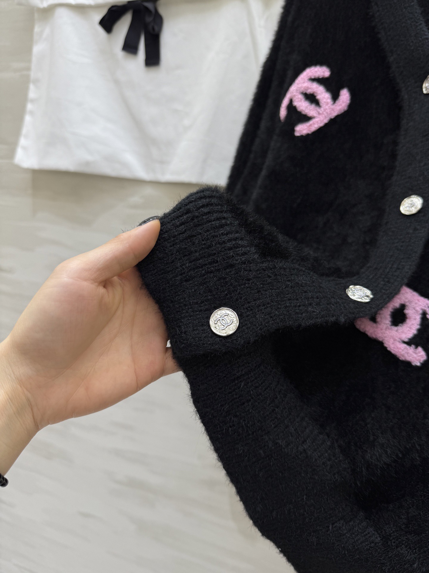 #Chane♡新款 环保水貂绒开衫外套 彩色logo点缀俏皮可爱 高品质定制 现货首发size：36/3