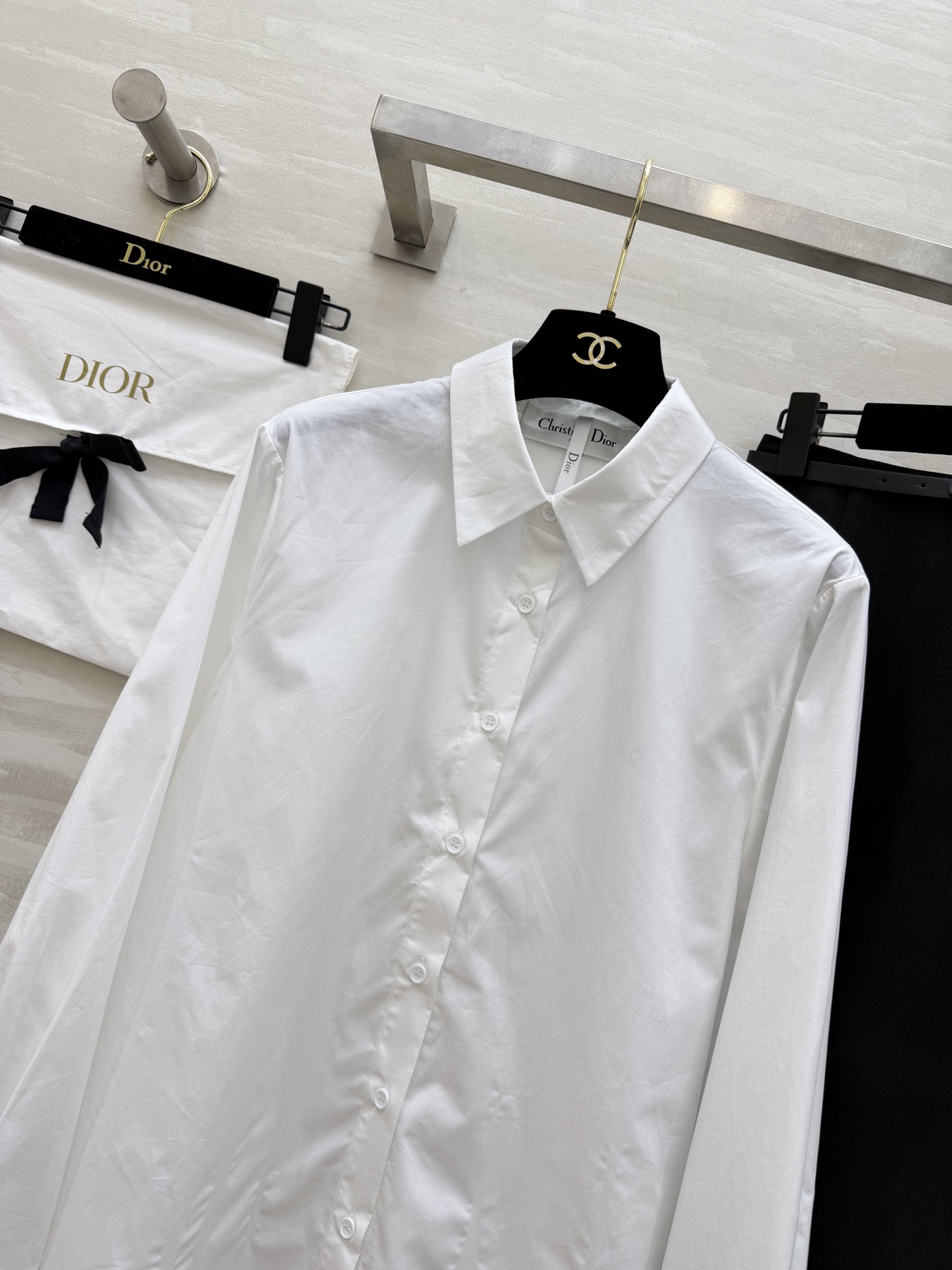 #DIO♡²⁶春夏新款 极简高级风 衬衣套装裙 黑白永不过时 经典即是底气 CD风骨的白衬衫 + 高腰黑