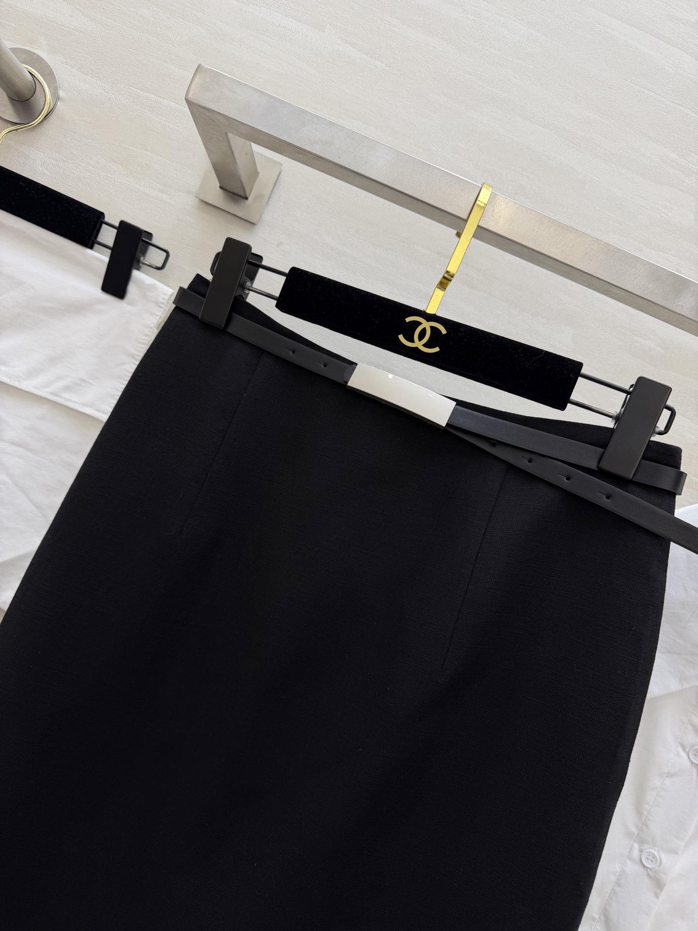 #DIO♡²⁶春夏新款 极简高级风 衬衣套装裙 黑白永不过时 经典即是底气 CD风骨的白衬衫 + 高腰黑