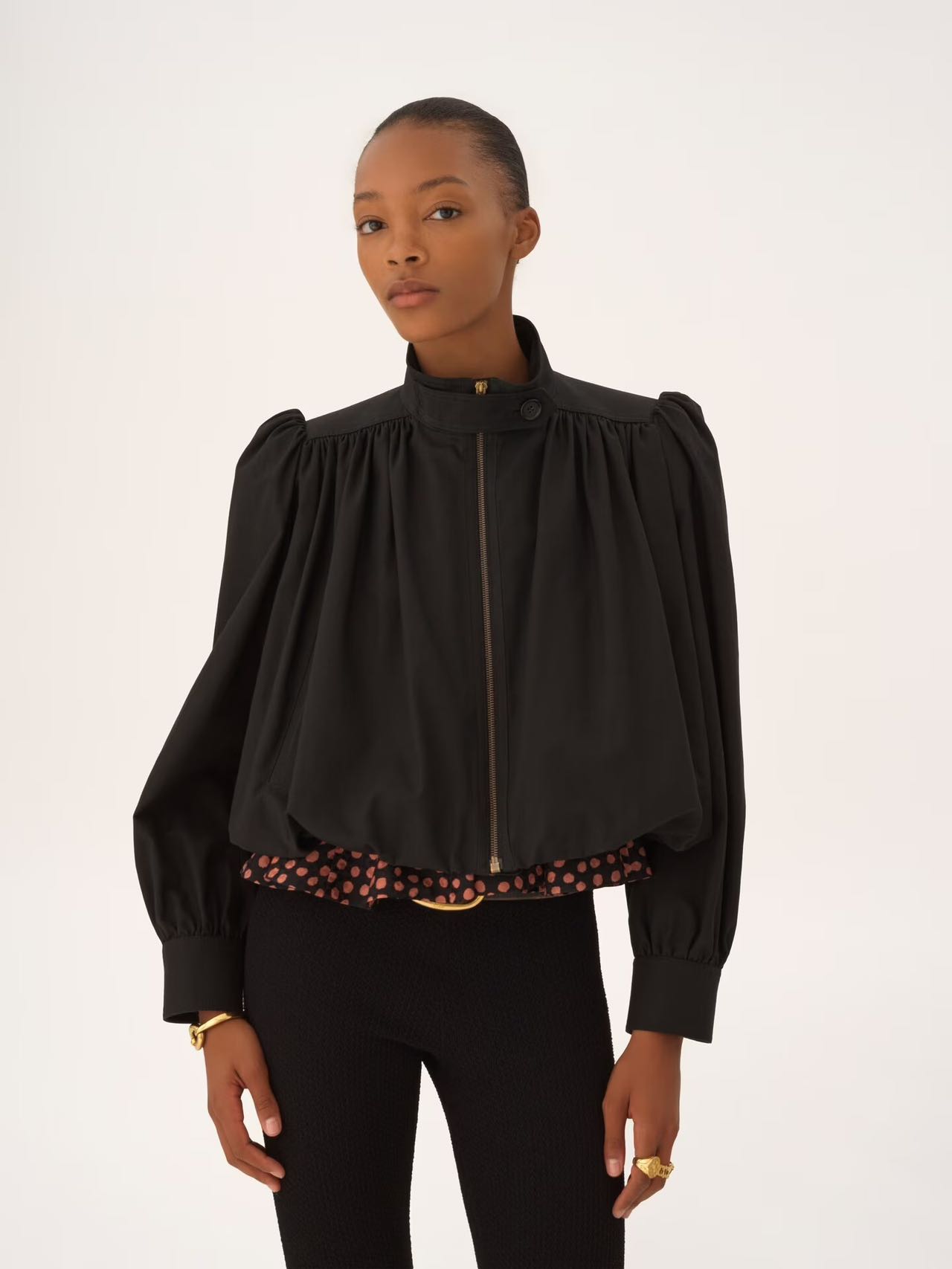 NO:723392,,,19860909,,,Women's clothing