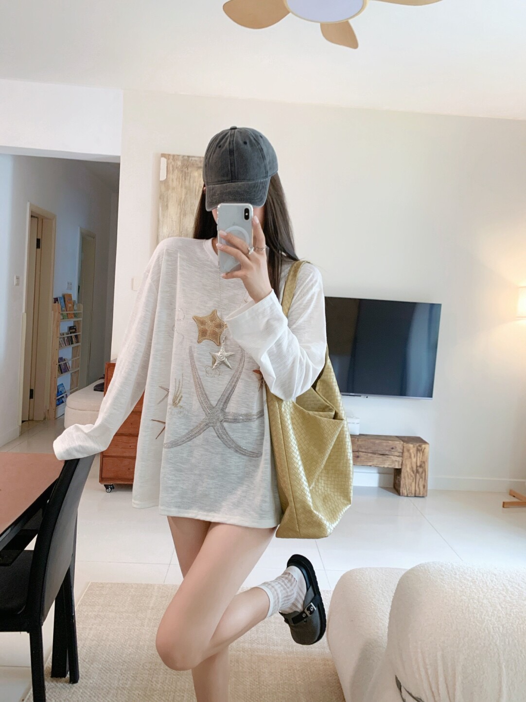 NO:723395,Film production rate!   What to wear on a beach vacation and reserve a spot!  You can also go out gently for daily commuting, Chanel-clothing, chanel,19860909出片率！  海边度假这样穿 位预定！ 日常通勤也能温柔出街,香奈儿-服装,chanel,,Women's clothing