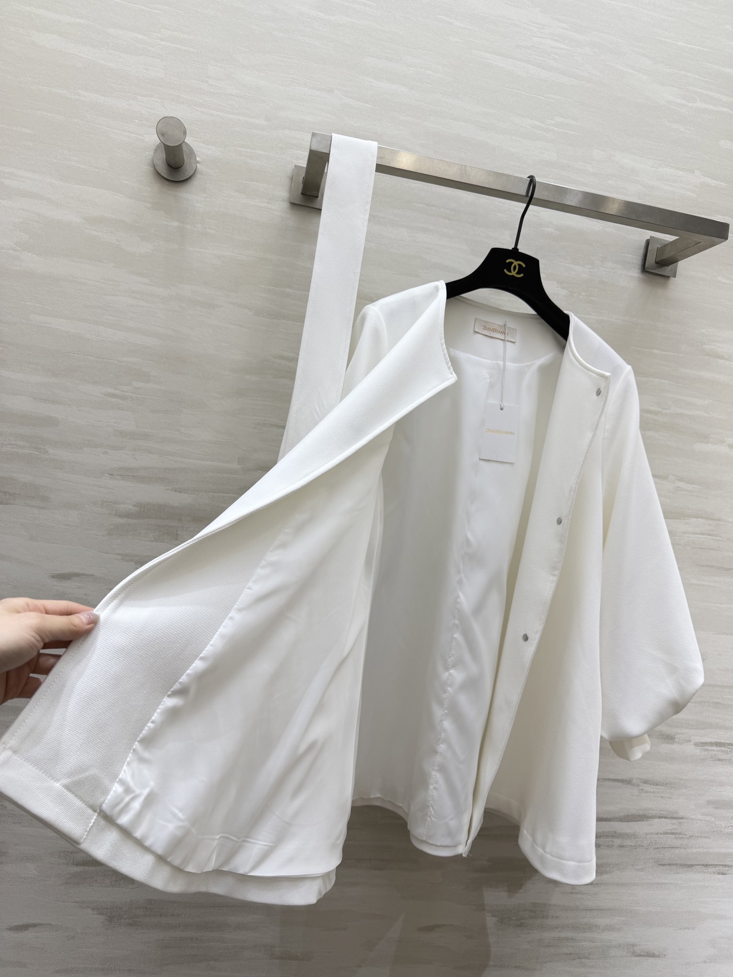 #ZIMMERMAN♡²⁶春夏新款 灯笼袖收腰外套 温柔到骨子里的氛围感外套✨极简圆领+利落剪裁 自带高