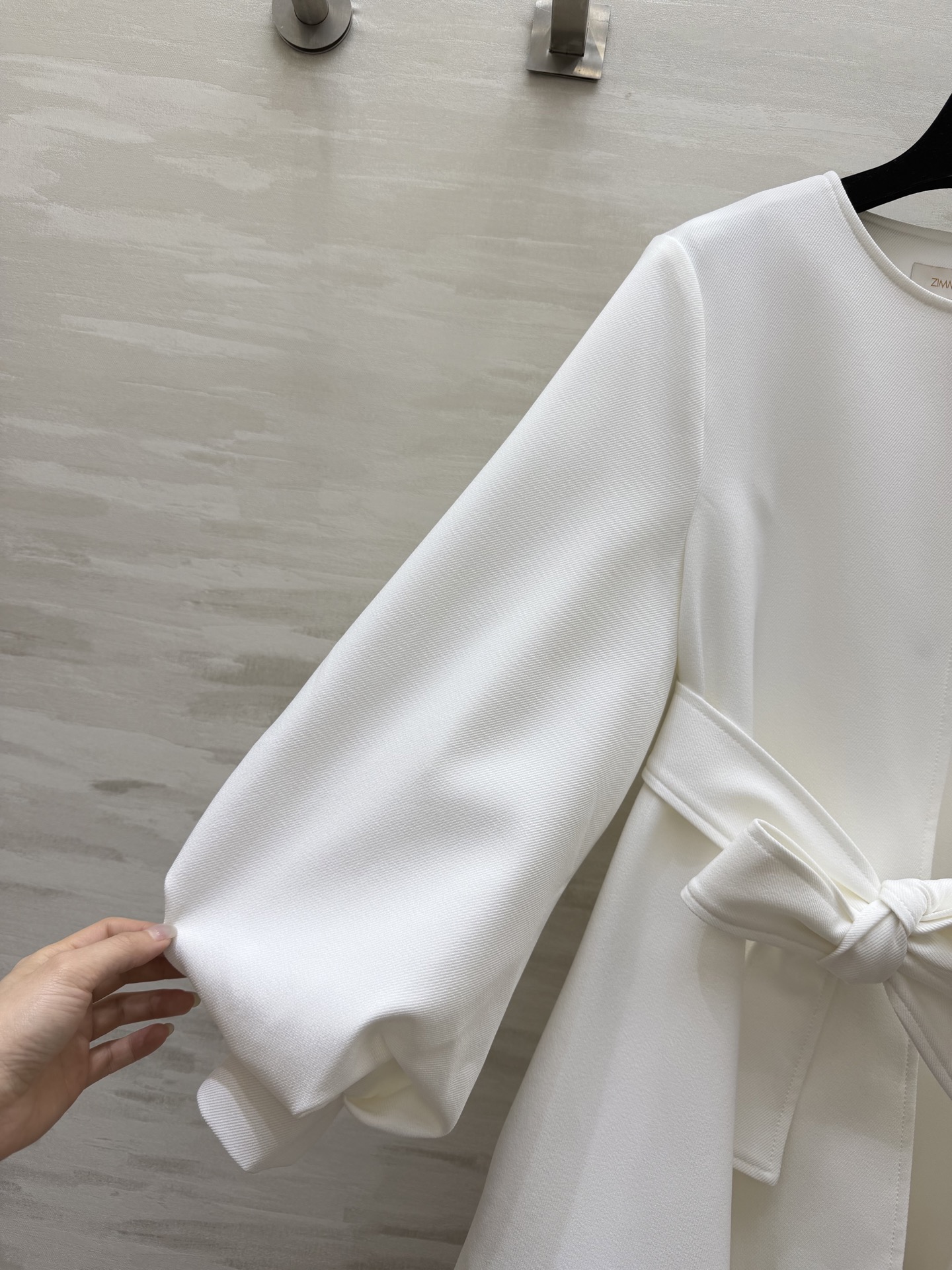 #ZIMMERMAN♡²⁶春夏新款 灯笼袖收腰外套 温柔到骨子里的氛围感外套✨极简圆领+利落剪裁 自带高