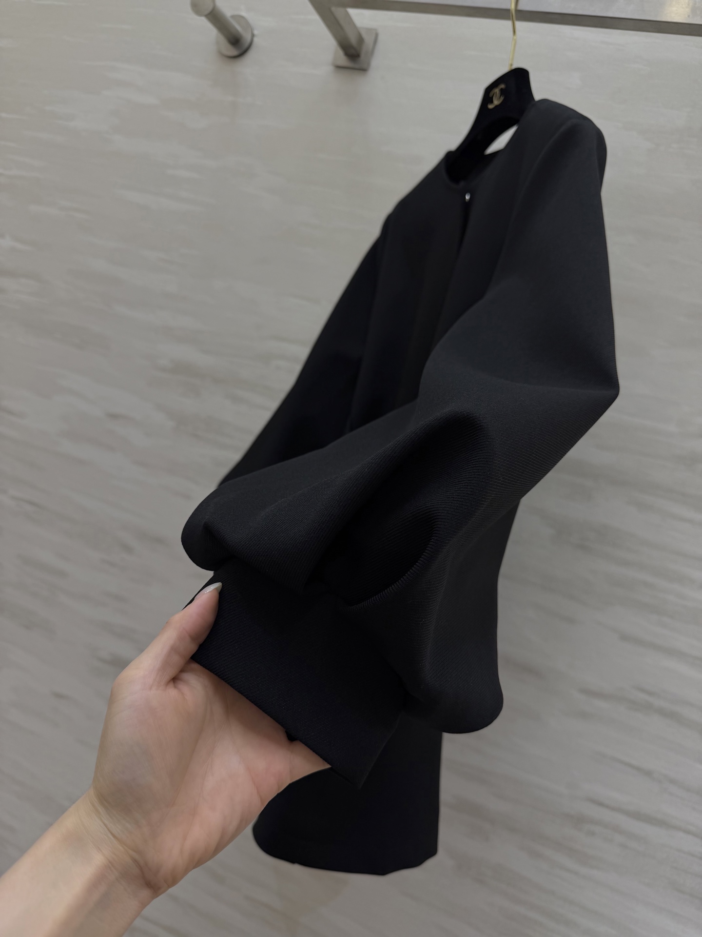 #ZIMMERMAN♡²⁶春夏新款 灯笼袖收腰外套 温柔到骨子里的氛围感外套✨极简圆领+利落剪裁 自带高