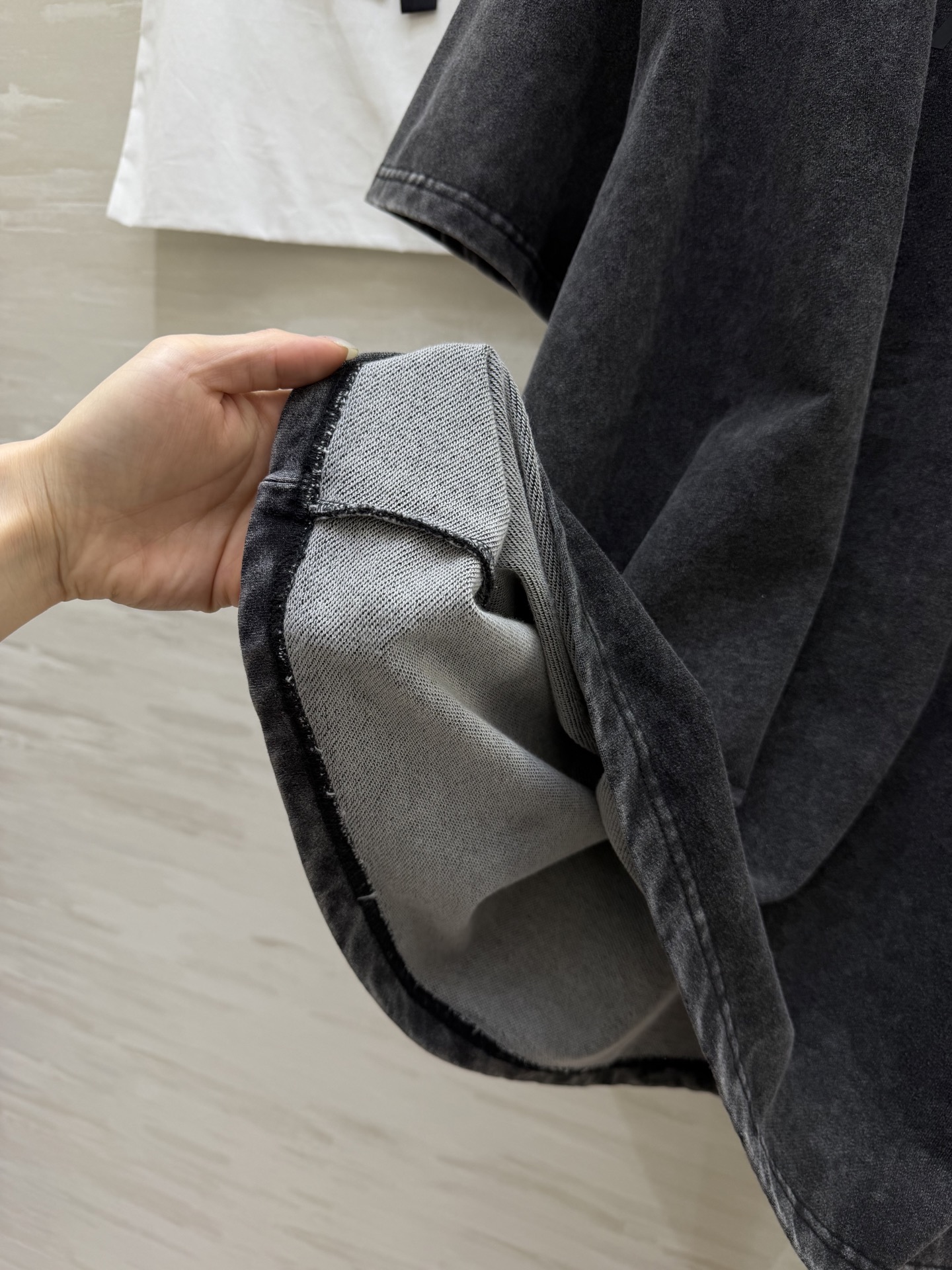 #CHANE²⁶做旧水洗T恤｜自带滤镜的松弛感复古炭黑洗水工艺，把高级感穿在身上！oversize版型，