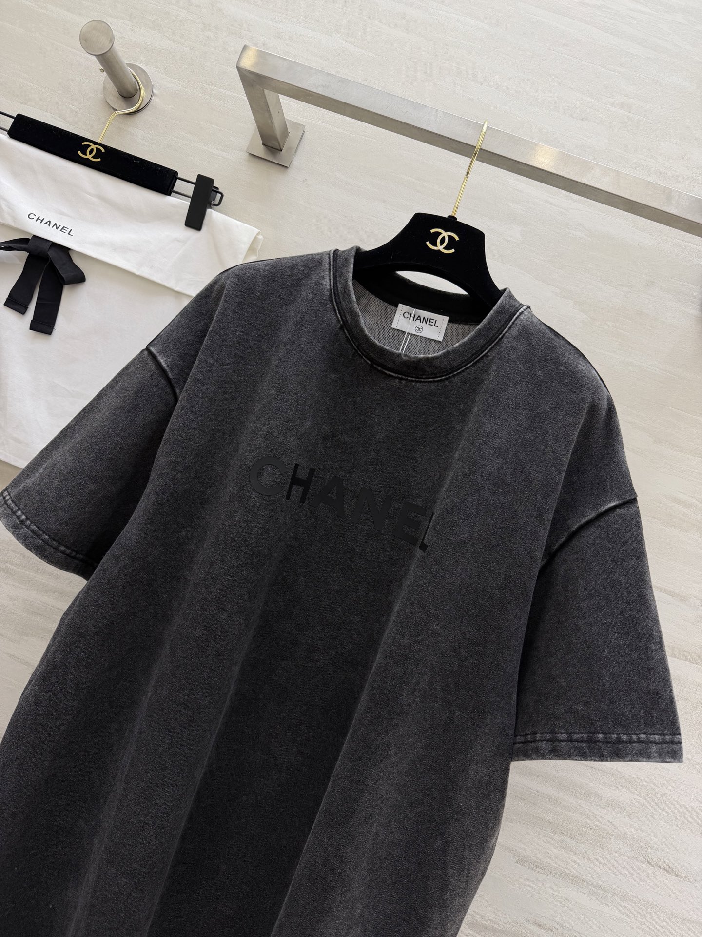 #CHANE²⁶做旧水洗T恤｜自带滤镜的松弛感复古炭黑洗水工艺，把高级感穿在身上！oversize版型，