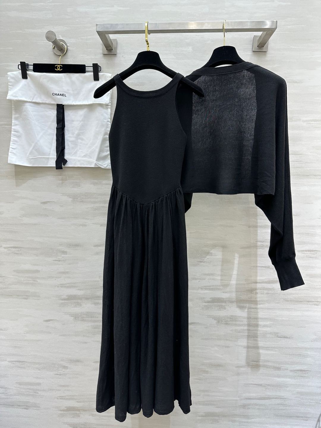 #CHANE♡早春新款 羊毛两件套连衣裙 优雅大方 名媛气质十足 高品质 配送防尘袋 现货首发size：