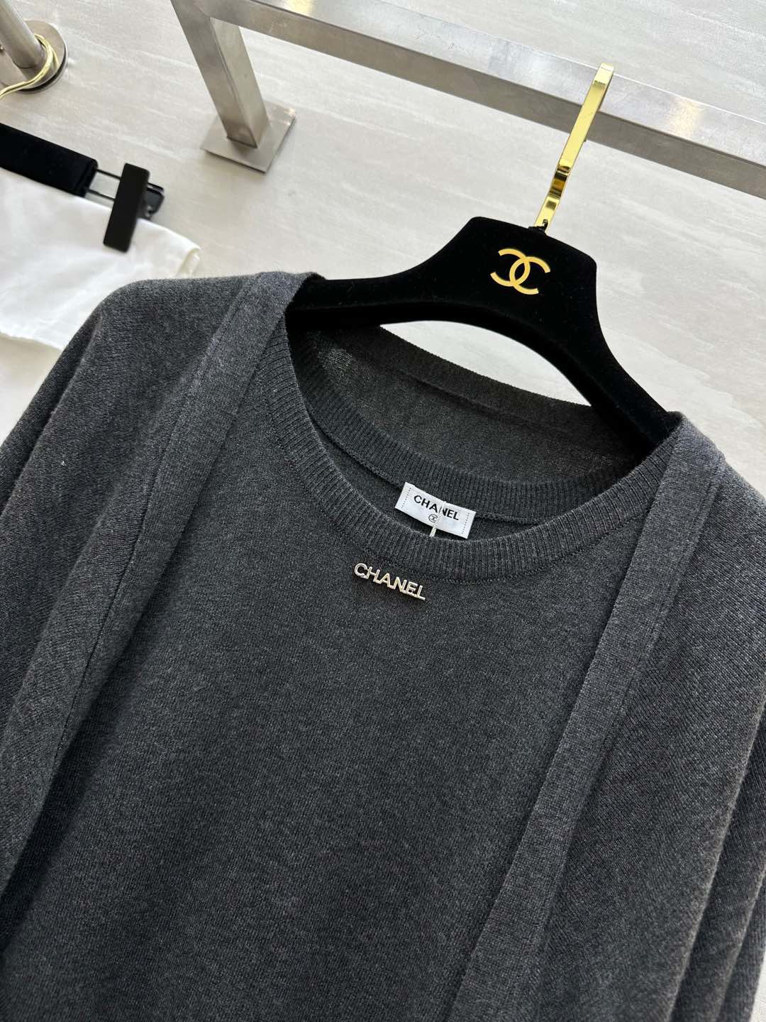 #CHANE♡早春新款 羊毛两件套连衣裙 优雅大方 名媛气质十足 高品质 配送防尘袋 现货首发size：