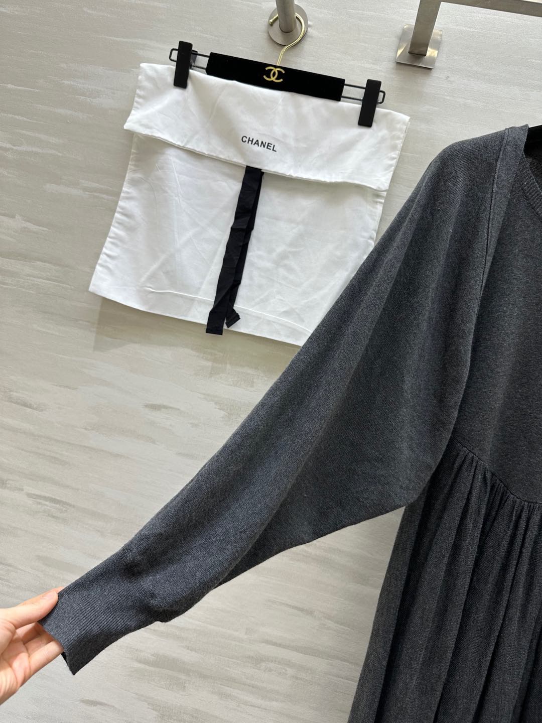 #CHANE♡早春新款 羊毛两件套连衣裙 优雅大方 名媛气质十足 高品质 配送防尘袋 现货首发size：