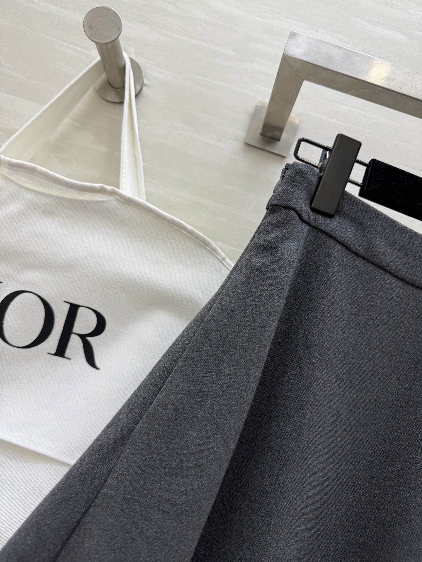 #DIO♡²⁶新款 西装套装​​ 修身西装外套+高腰长裙 优雅高级 外套枪驳领 三粒扣设计 剪裁利落 凸