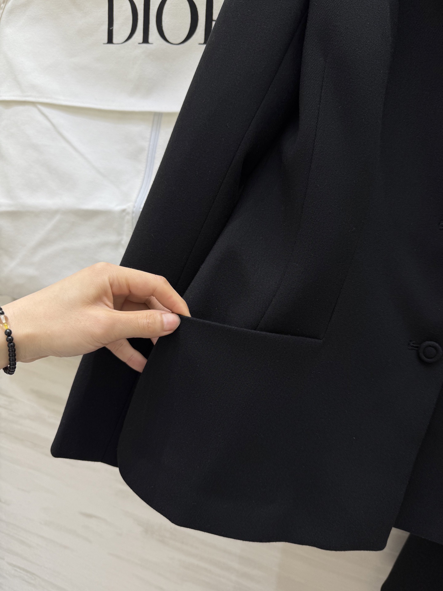 #DIO♡²⁶新款 西装套装​​ 修身西装外套+高腰长裙 优雅高级 外套枪驳领 三粒扣设计 剪裁利落 凸