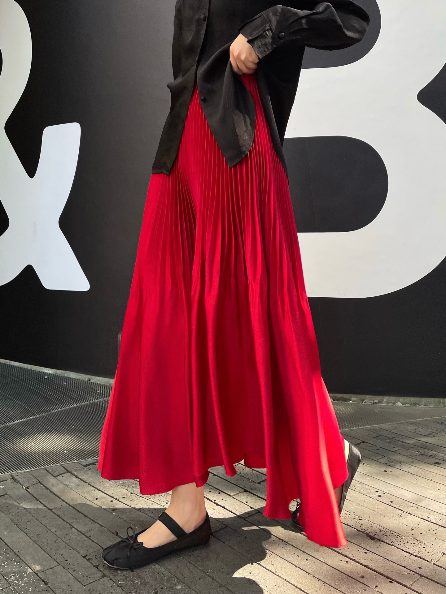 Saint Lauren♡²⁶春夏新款 ysl百褶半裙 定制醋酸混纺面料垂坠感与光泽度满分 裙摆层次丰富