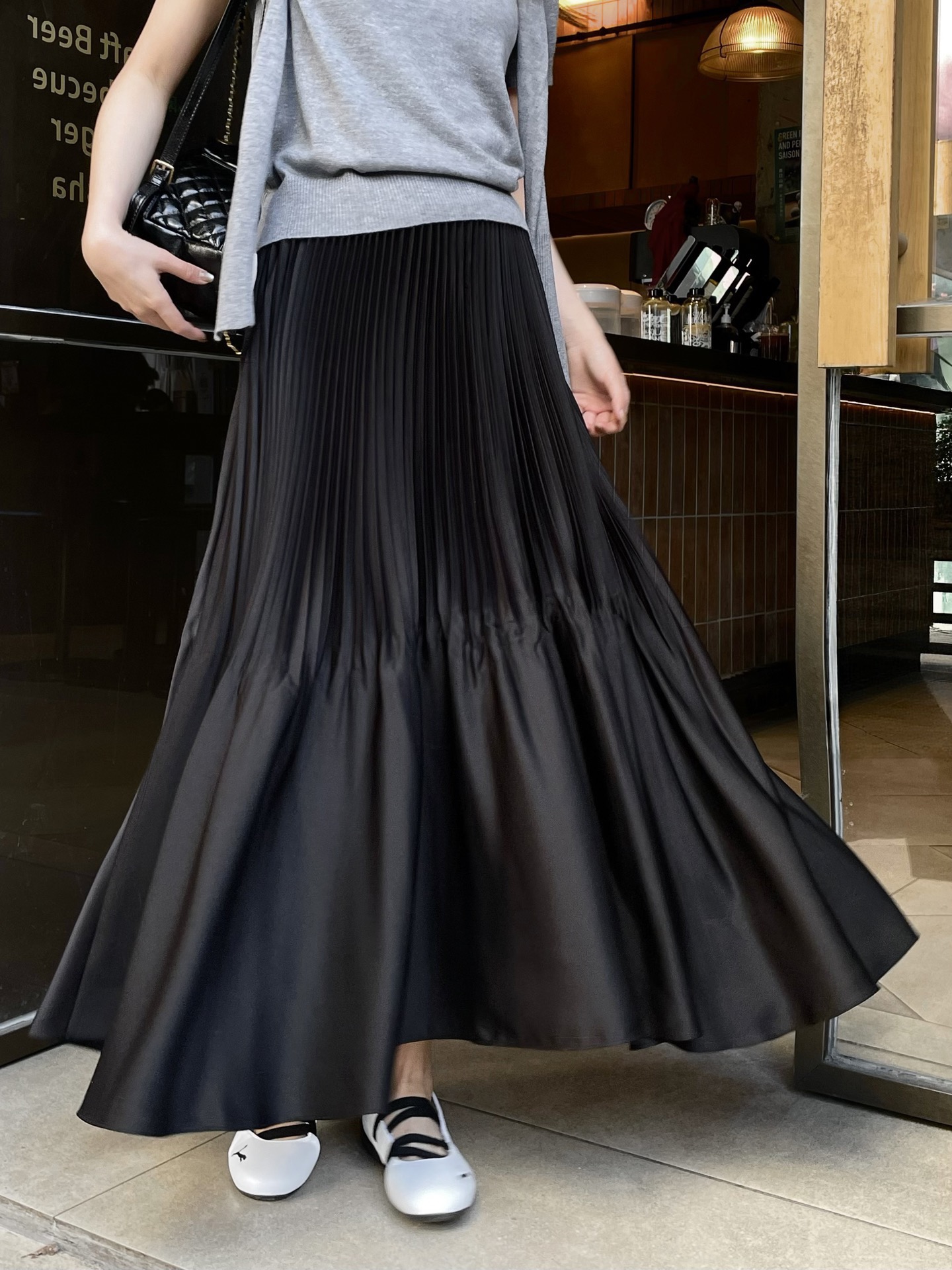 Saint Lauren♡²⁶春夏新款 ysl百褶半裙 定制醋酸混纺面料垂坠感与光泽度满分 裙摆层次丰富