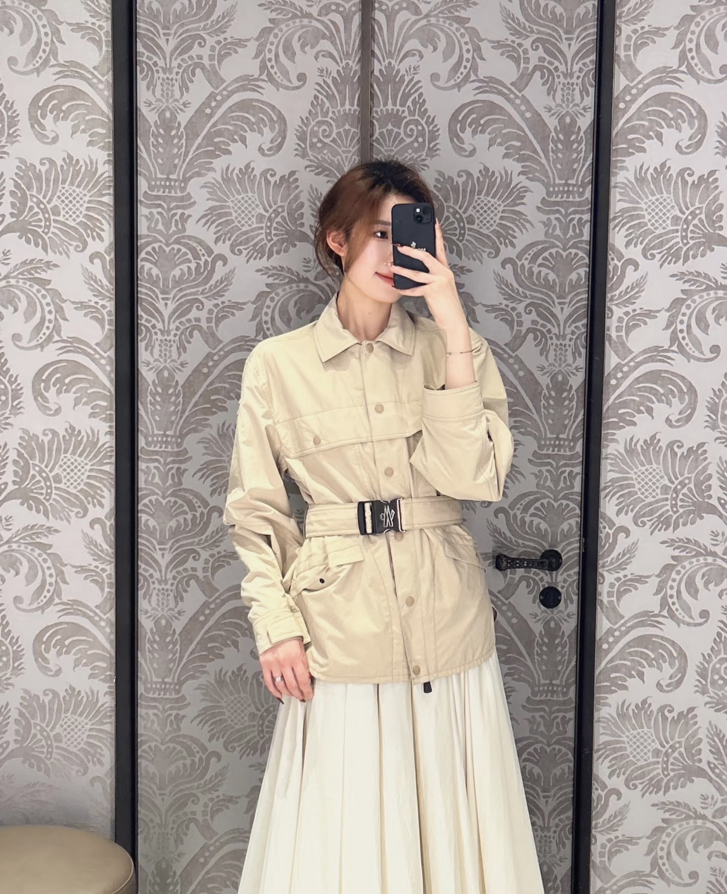 NO:740729,,,19860909,,,Women's clothing