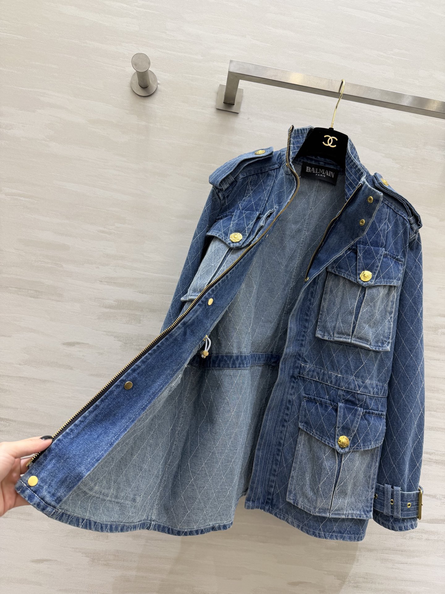 💙Balmai♡²⁶春夏新款 牛仔工装外套 采用高品质牛仔布 经典蓝色+菱格纹设计 细节满满✨ 多口袋+