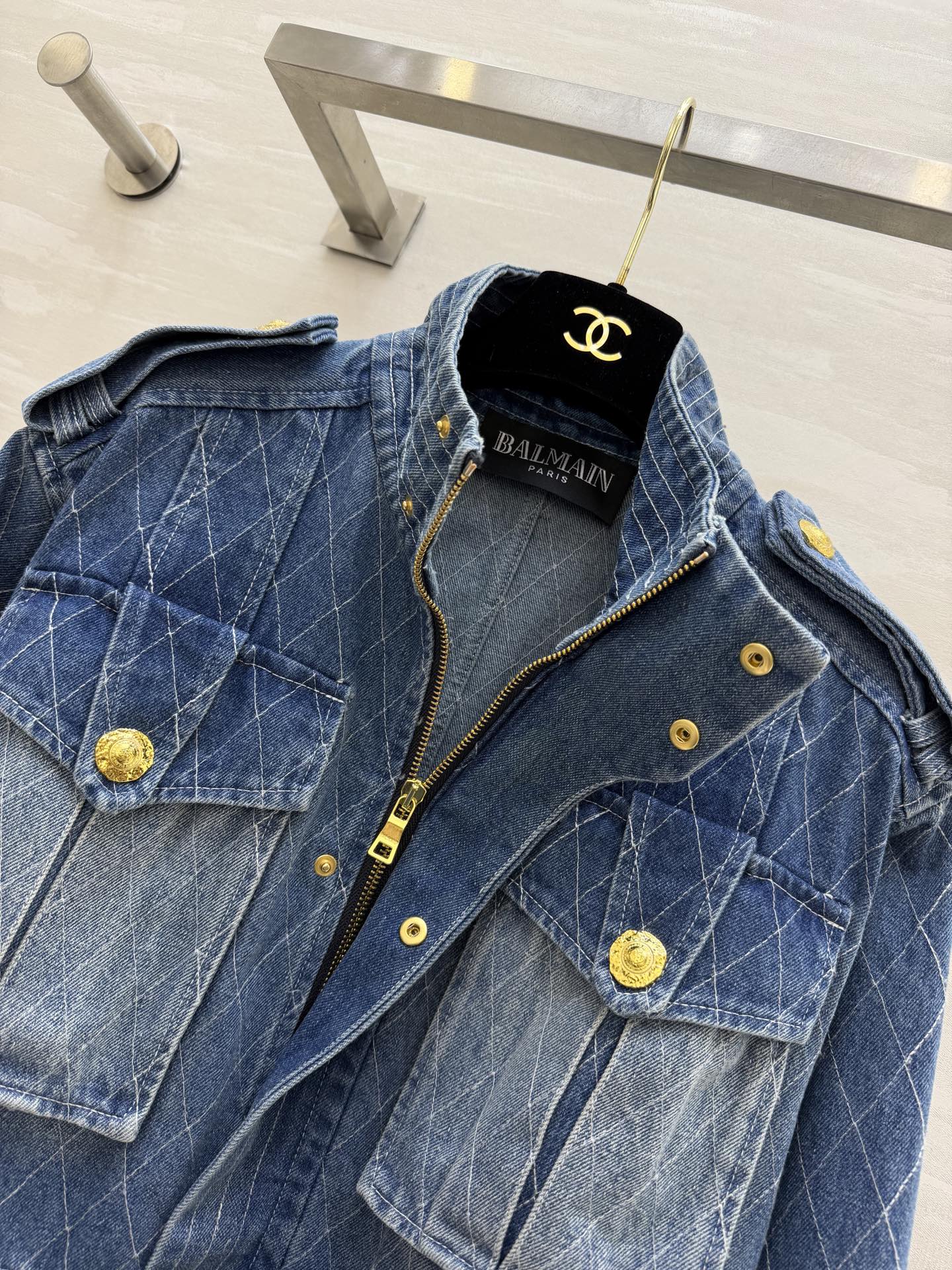 💙Balmai♡²⁶春夏新款 牛仔工装外套 采用高品质牛仔布 经典蓝色+菱格纹设计 细节满满✨ 多口袋+