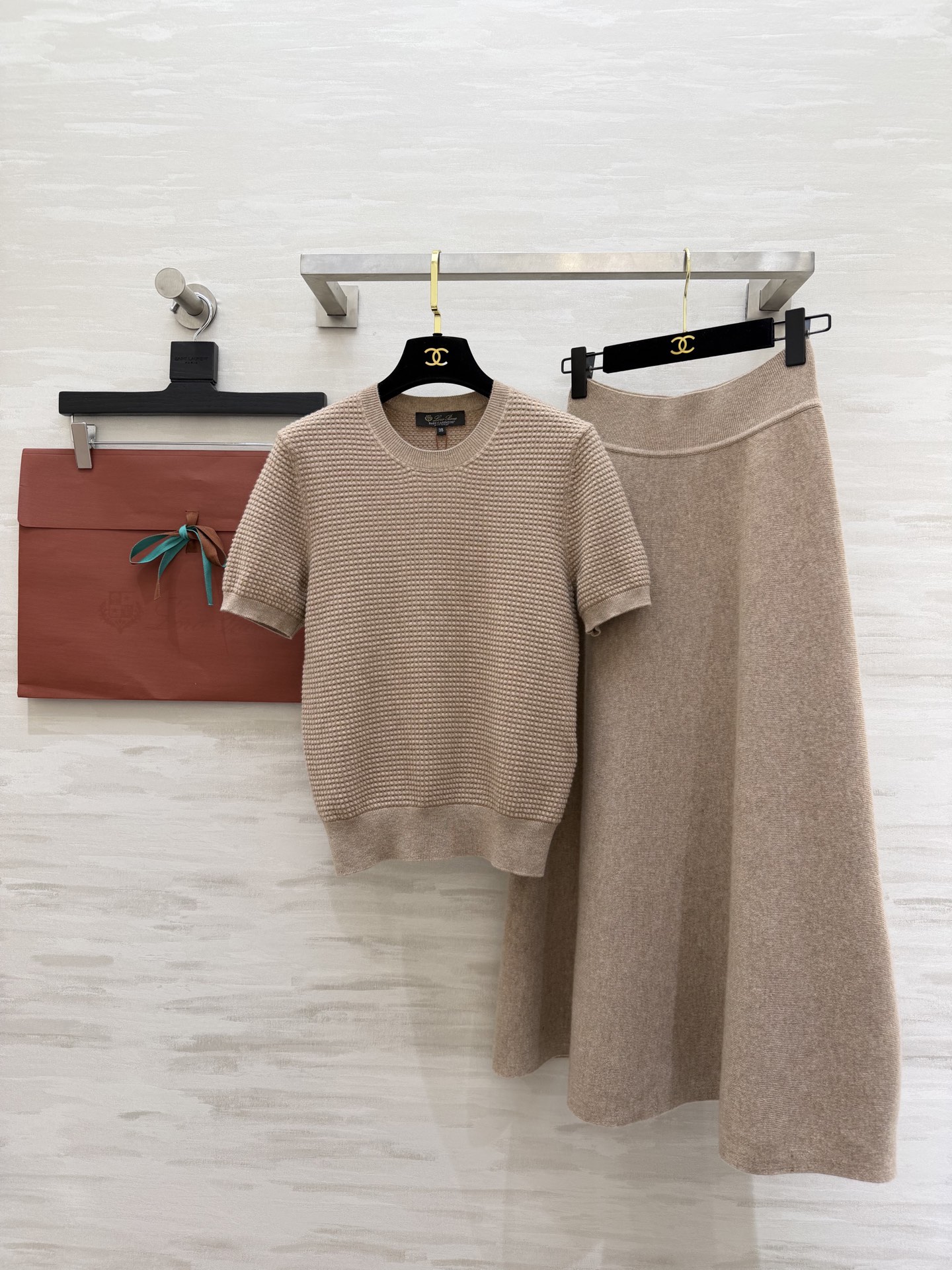 #Loro piana♡²⁶ssS 胶囊系列 圆领短袖提花 针织纯色羊绒短袖上衣 高品质定制 现货首发s