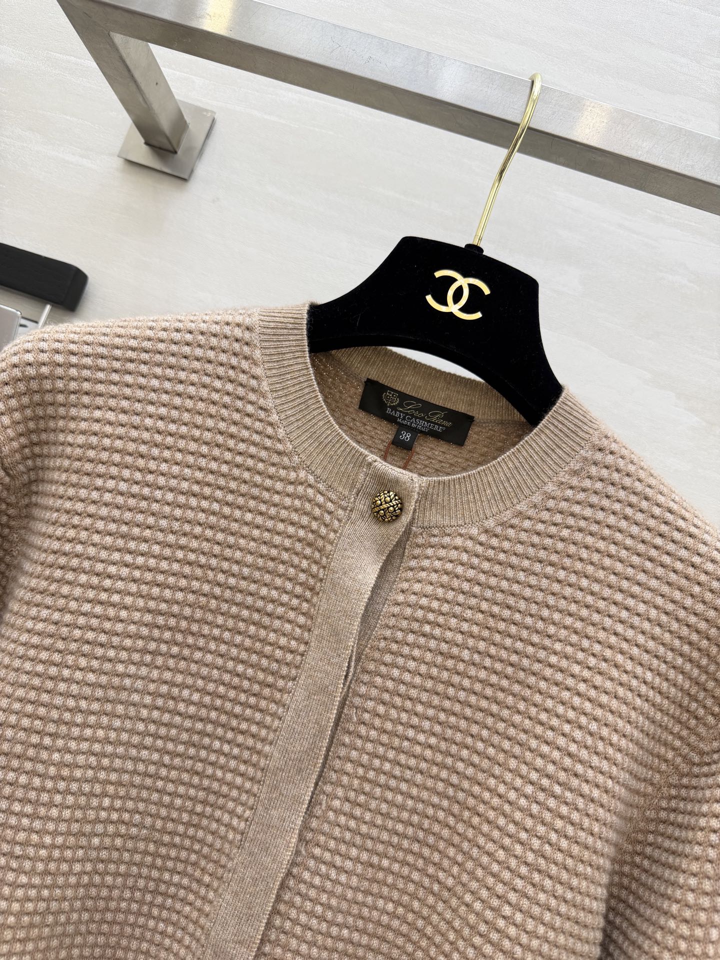 #Loro piana♡²⁶ssS 胶囊系列 圆领长袖提花 针织纯色羊绒开衫外套 高品质定制 现货首发s