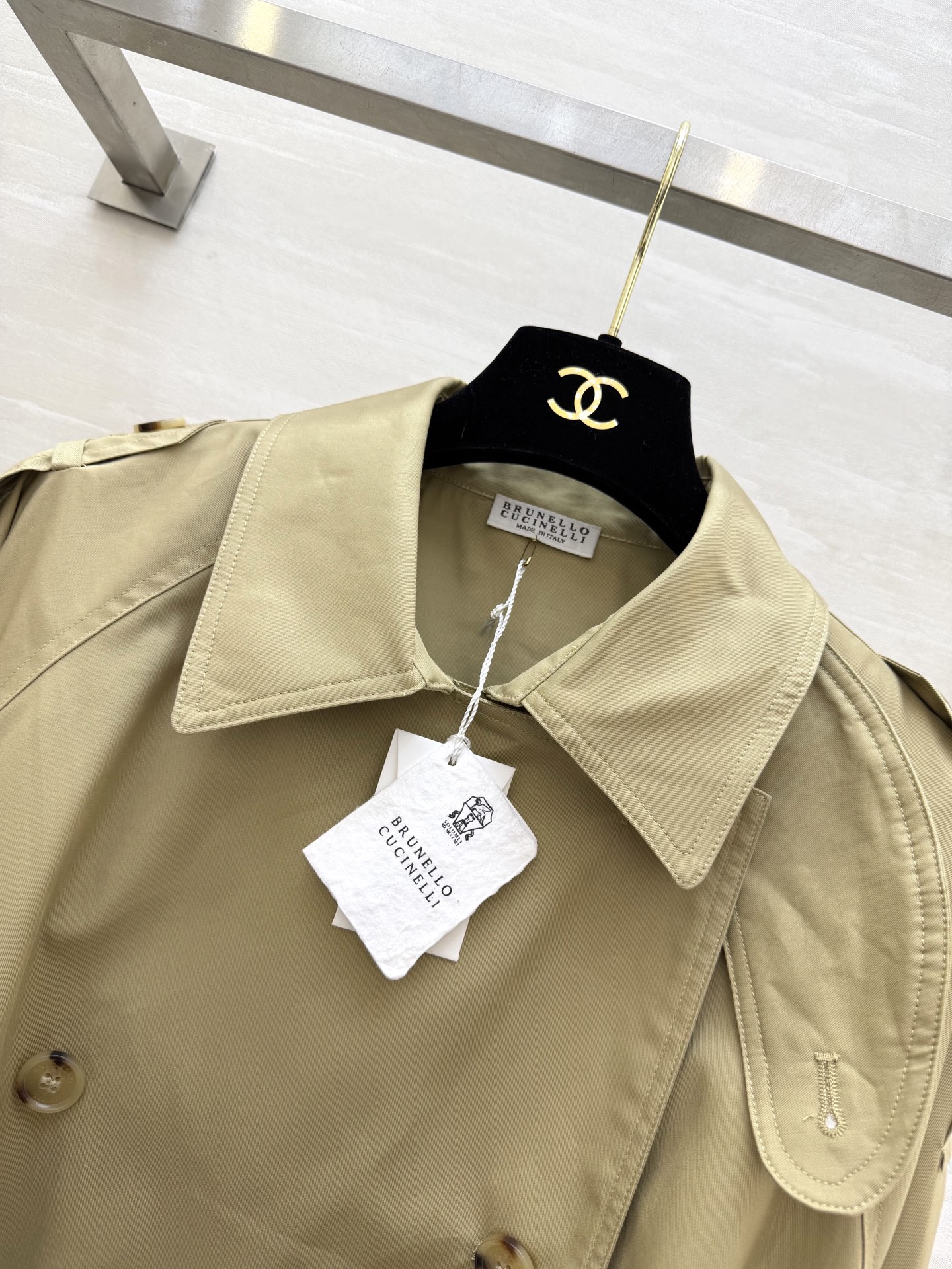 #BrunelloCucinell♡²⁶老钱低调穿搭 极简双排扣风衣 高品质定制 现货首发size：S/