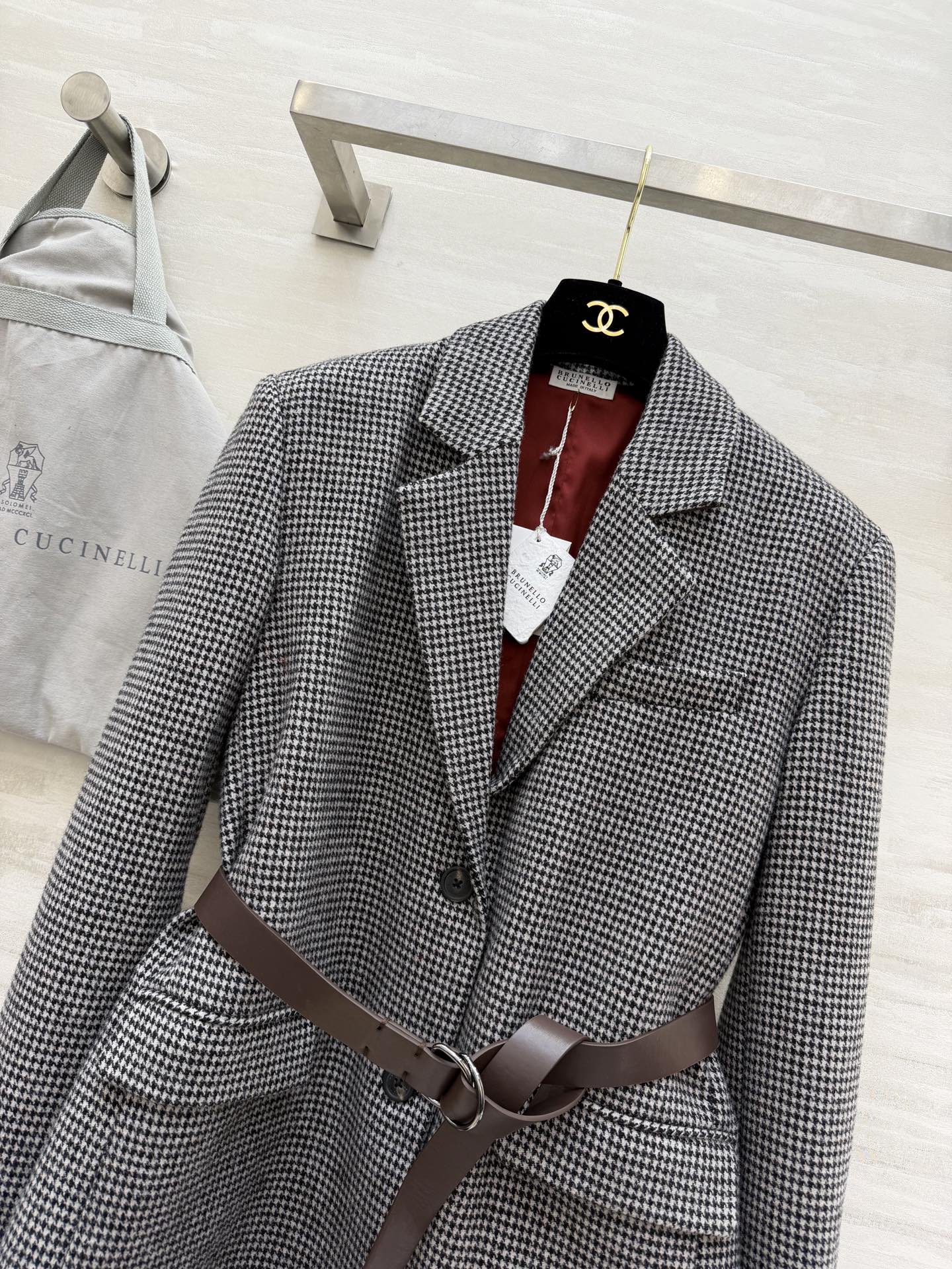 #Brunello Cucinell♡²⁶新款 格纹西装外套 配送定制腰带收腰显瘦 立体剪裁上身大气显贵