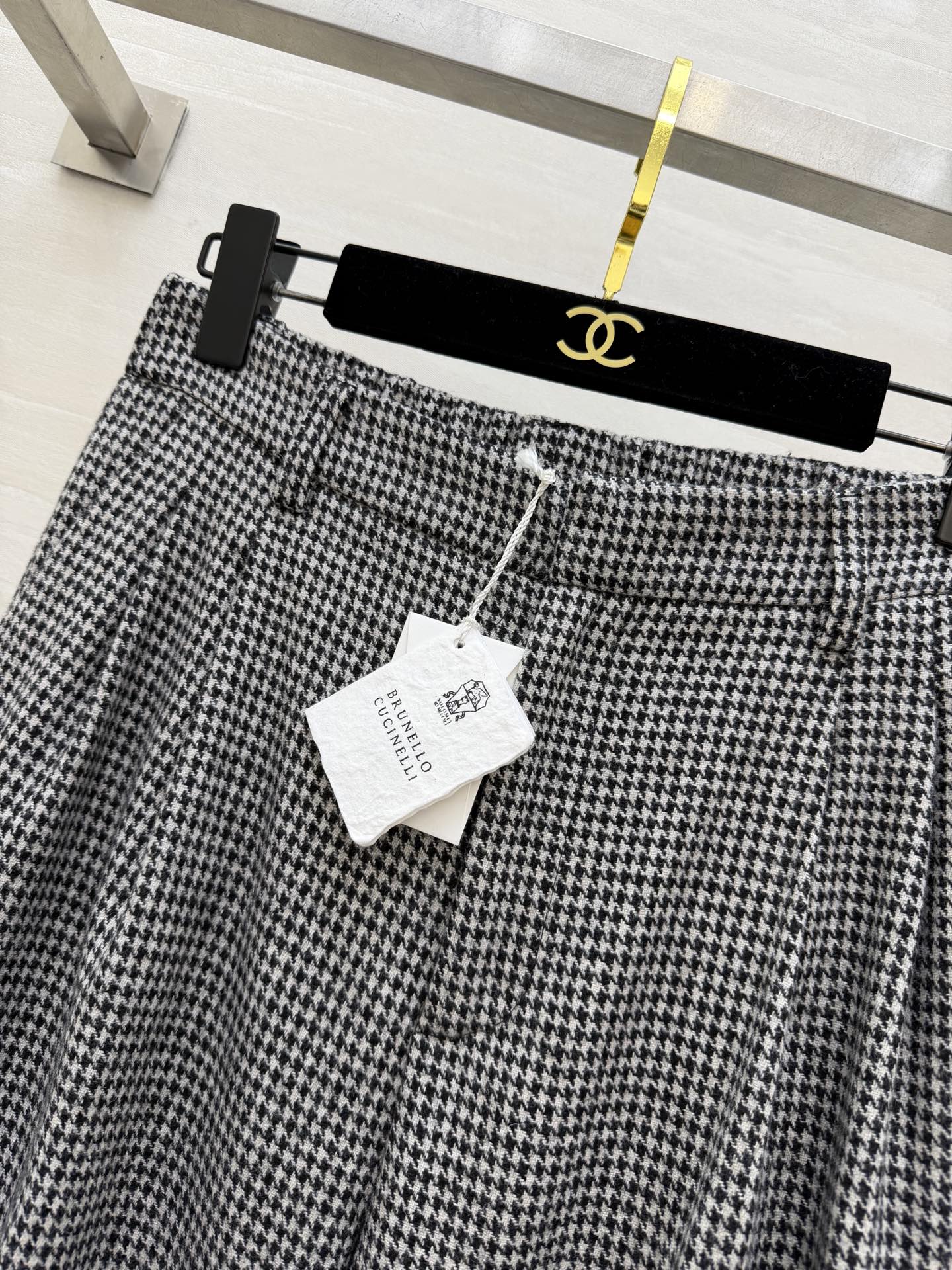 #Brunello Cucinell♡²⁶新款 格纹直筒西裤 立体剪裁上身大气显贵 高品质 现货首发si