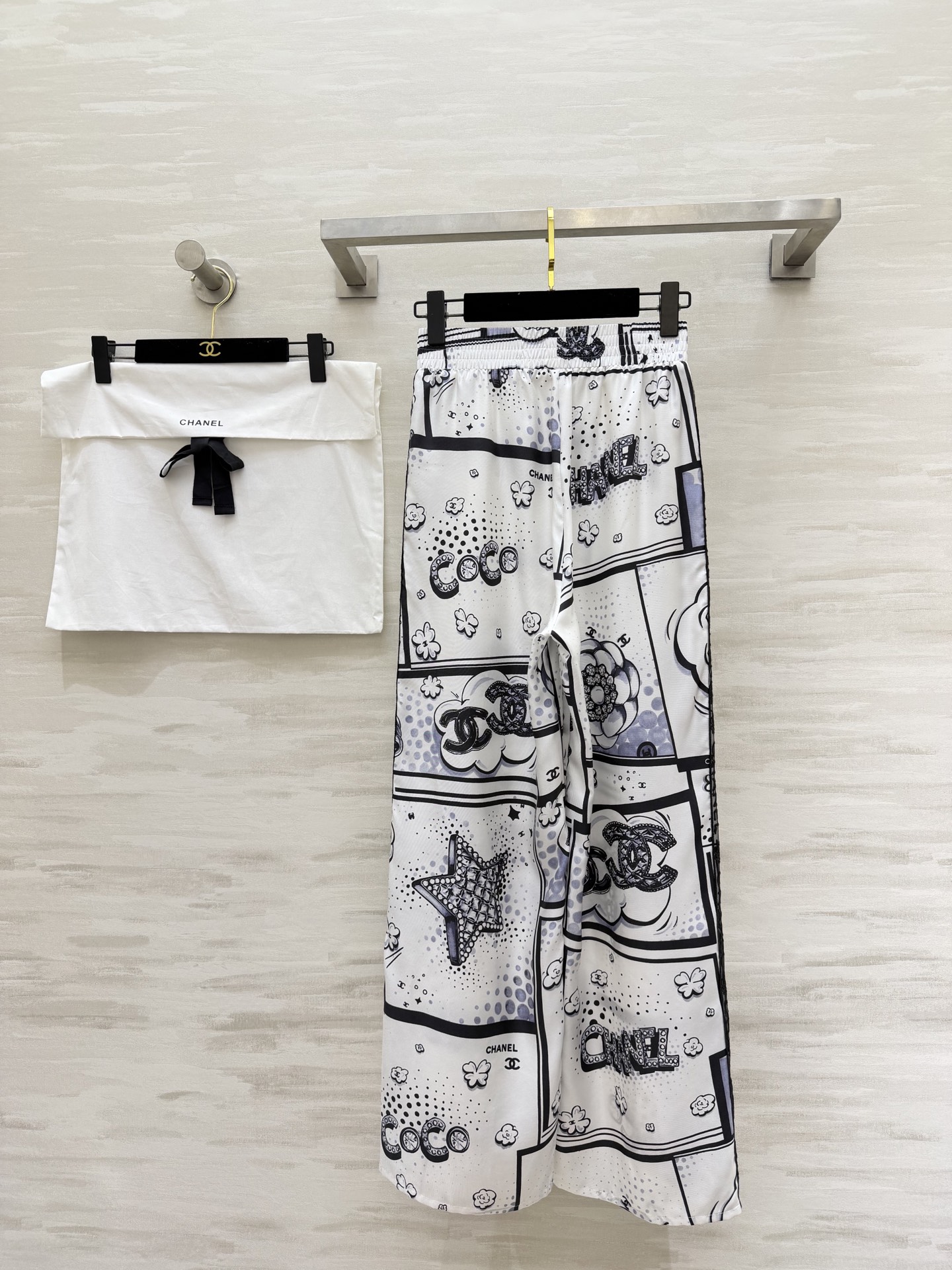 #Chane♡²⁶B 满印花短袖真丝裤 100%定制桑蚕丝 上身丝滑透气 高品质定制 现货首发size：