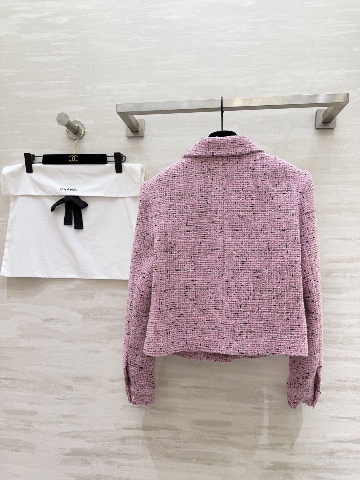 #Chane♡²⁶新款 ✨ 把春天穿在身上｜樱花粉小香外套 一眼沦陷的樱花粉色 自带柔光滤镜💖经典粗花呢