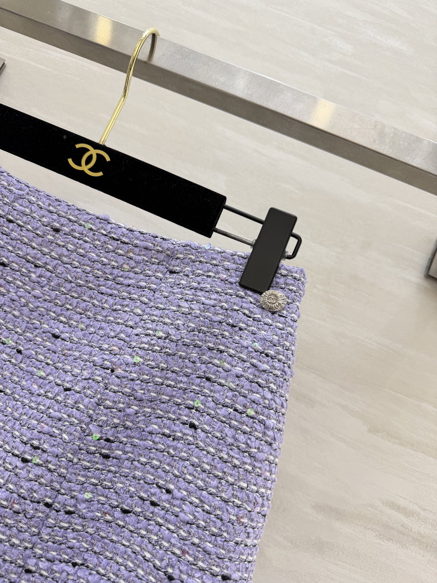 #Chane♡²⁶新款 香芋紫粗花呢半裙 | 把春日温柔穿在身上 淡紫色简直是把法式优雅和春日浪漫揉在了