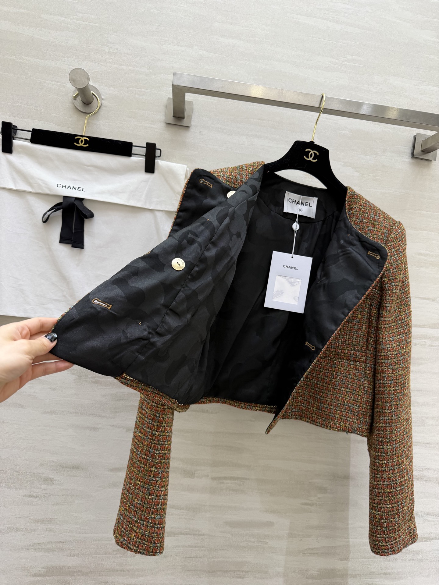 #Chane♡²⁶新款焦糖混色粗花呢外套 细腻又有层次 经典圆领+双排金扣 优雅永不过时 高品质定制 现