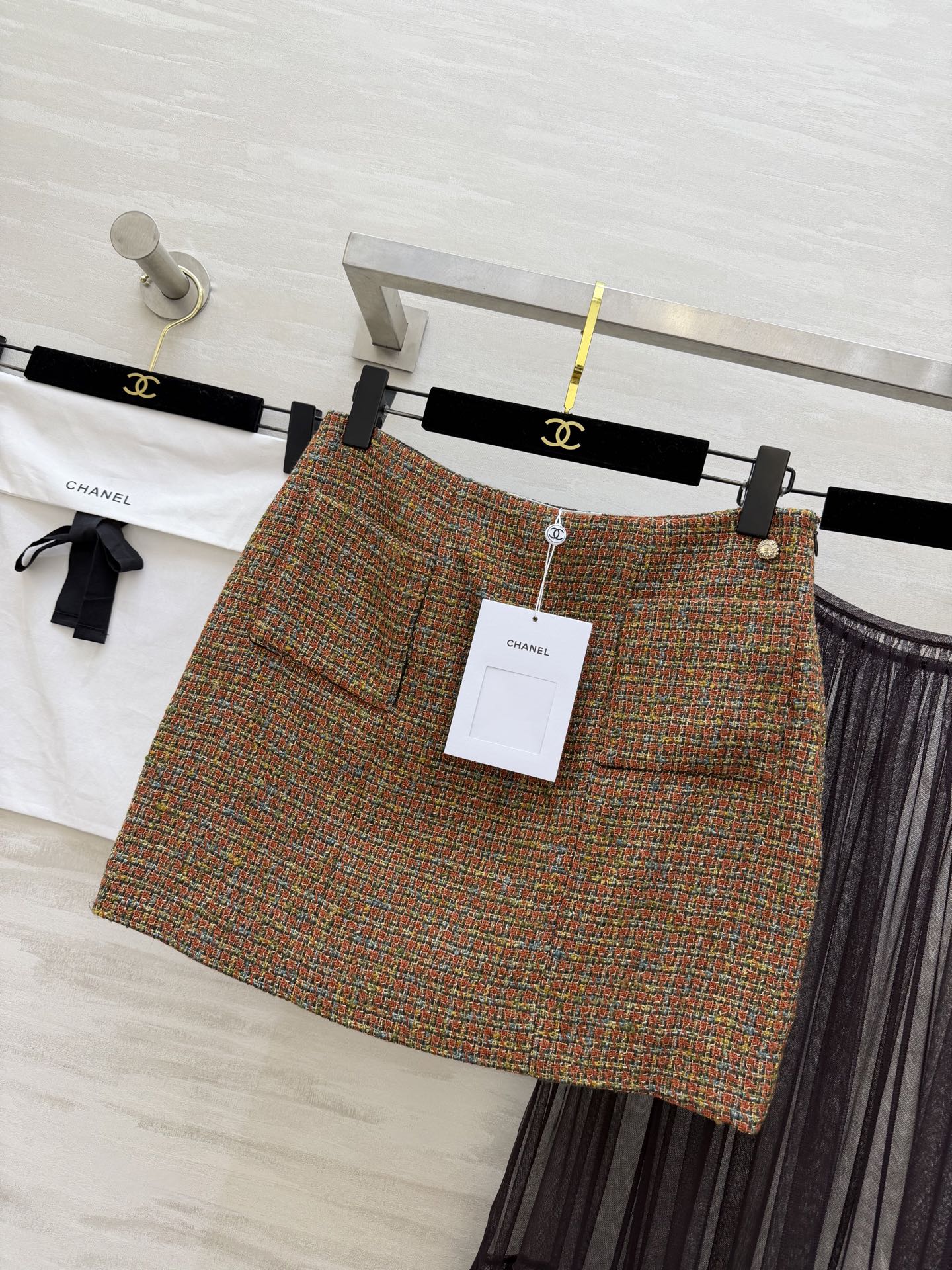 #Chane♡²⁶新款焦糖混色粗花呢网纱两件套裤裙 细腻又有层次 两件套设计优雅永不过时 高品质定制 现