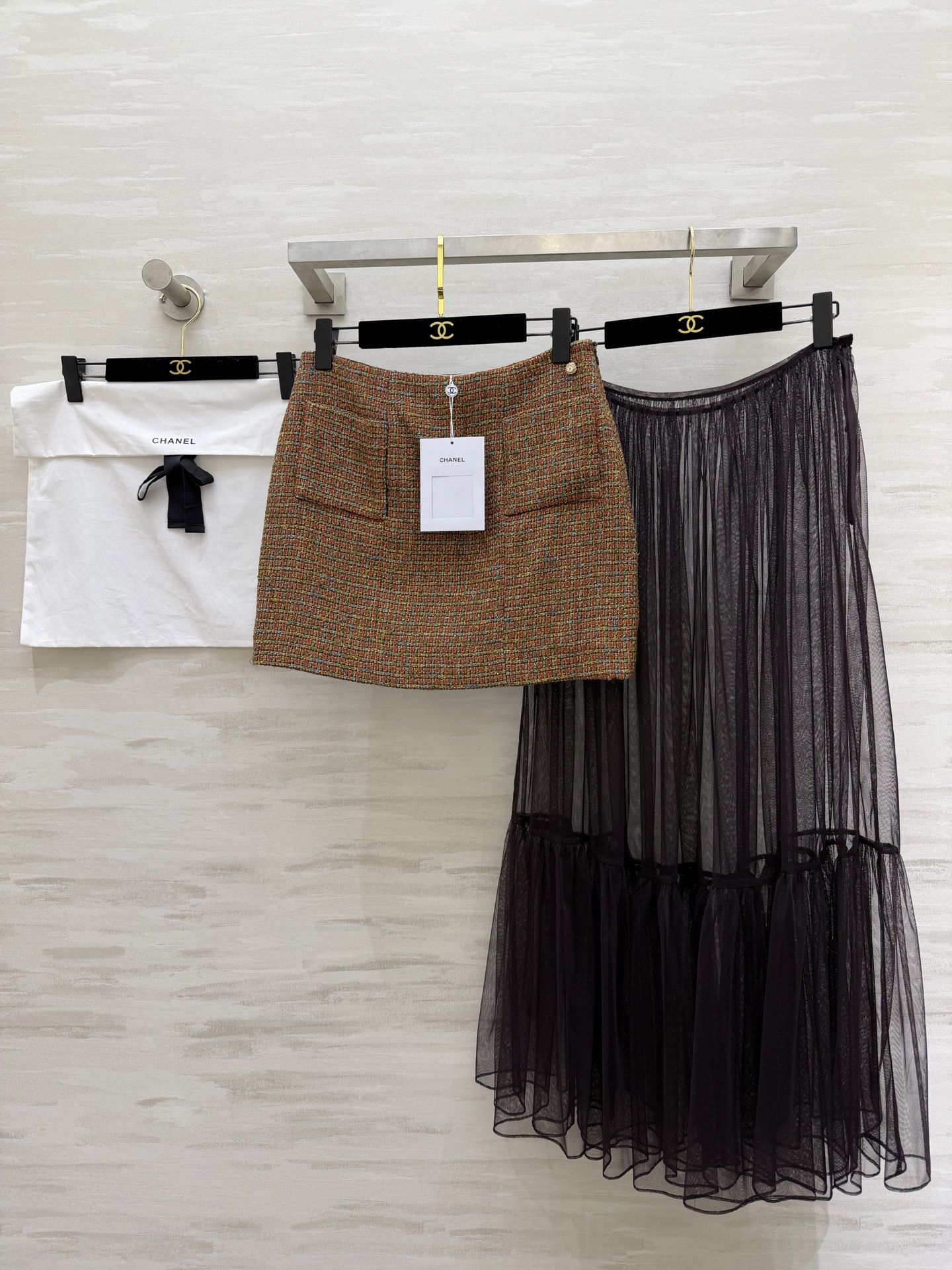 #Chane♡²⁶新款焦糖混色粗花呢网纱两件套裤裙 细腻又有层次 两件套设计优雅永不过时 高品质定制 现