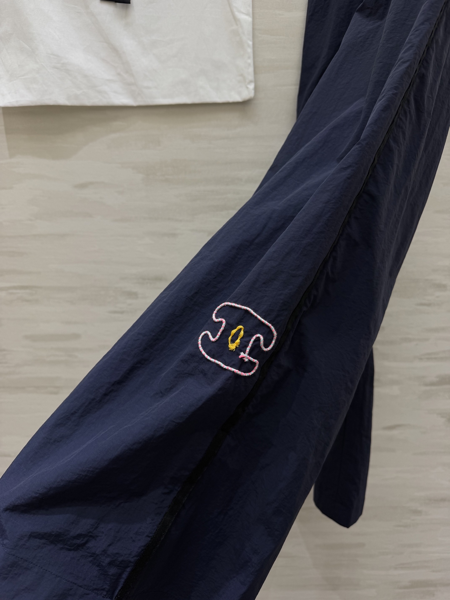 CHANE♡ 机能风阔腿裤｜春夏刚需单品💙轻量化速干面料，轻盈无负担松紧抽绳腰头，不勒肚还显腰细裤脚拉链