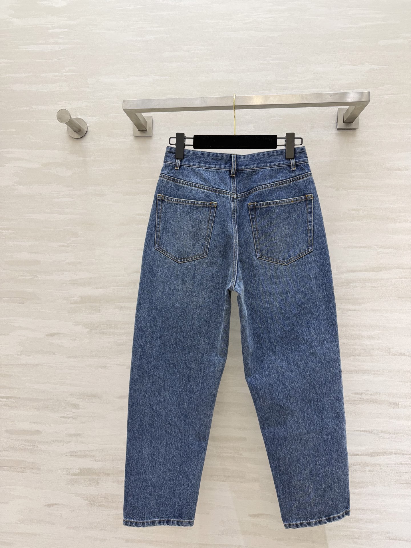 edition 直筒九分牛仔裤 复古水洗蓝 耐看又显白高腰直筒版型 修饰腿型不挑人 九分长度 露出脚踝更