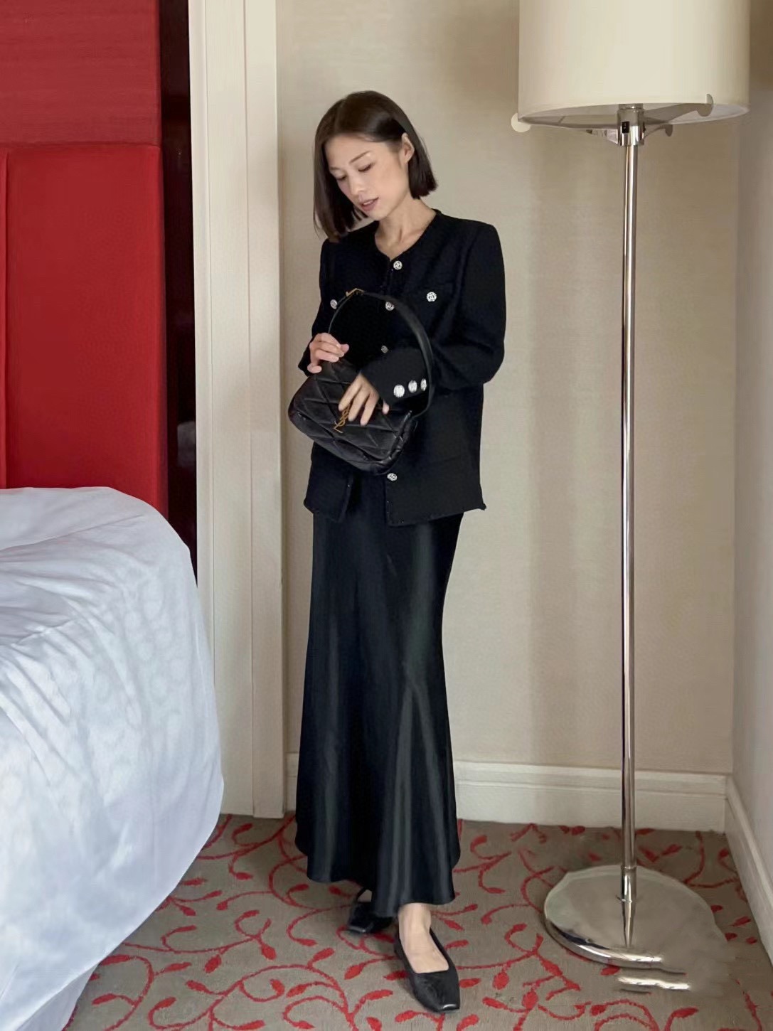 强烈推荐 超级(๑>◡<๑)爆炸款 Saint Lauren♡²⁶新品 走路带风 自带坠感 醋酸长款半裙