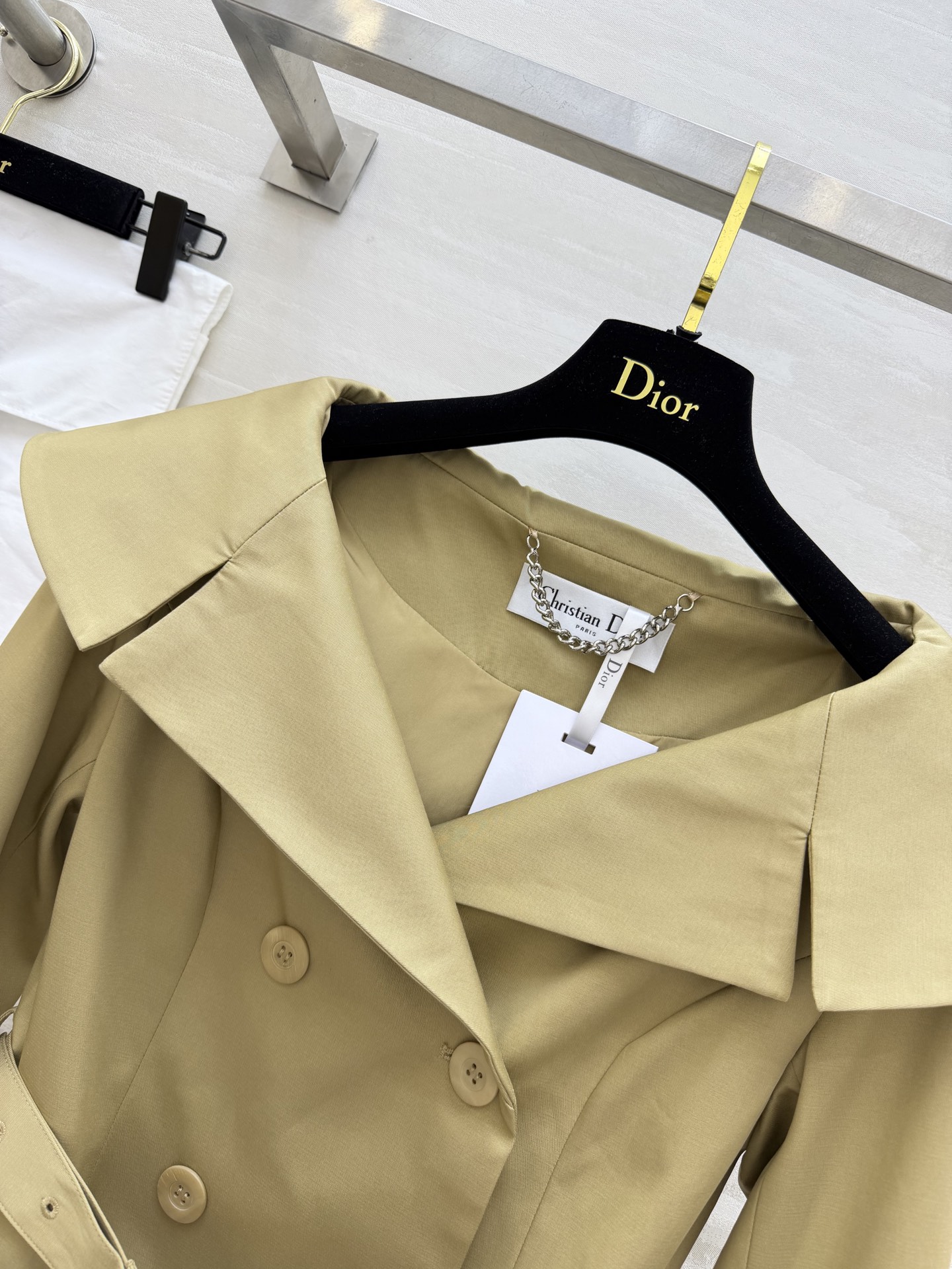 #Dio♡²⁶短款风衣｜小个子天菜版型✨大翻领+收腰腰带，一秒掐出腰线卡其色温柔复古，黑色酷飒干练通勤/