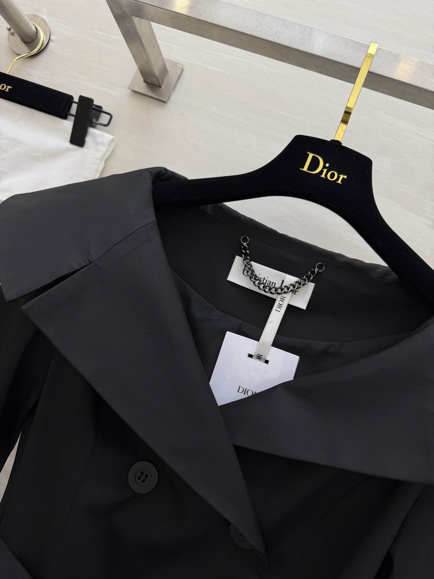 #Dio♡²⁶短款风衣｜小个子天菜版型✨大翻领+收腰腰带，一秒掐出腰线卡其色温柔复古，黑色酷飒干练通勤/