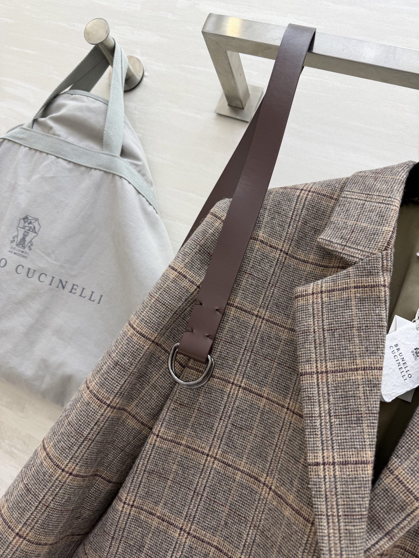 #Brunello Cucinell♡²⁶格纹西装 复古棕调格纹自带新贵氛围感 混纺面料软糯又挺括 附赠